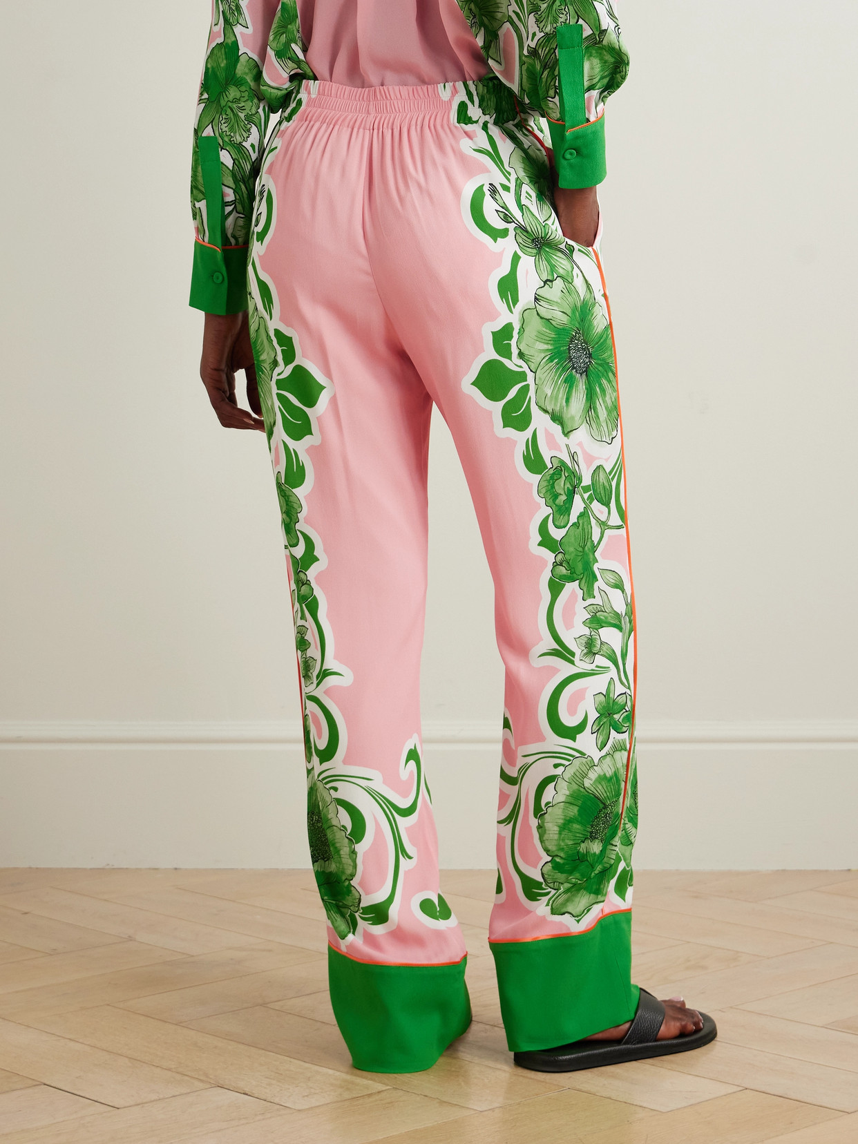 Borgo De Nor Havana Floral-print Crepe Straight-leg Pants In Multi