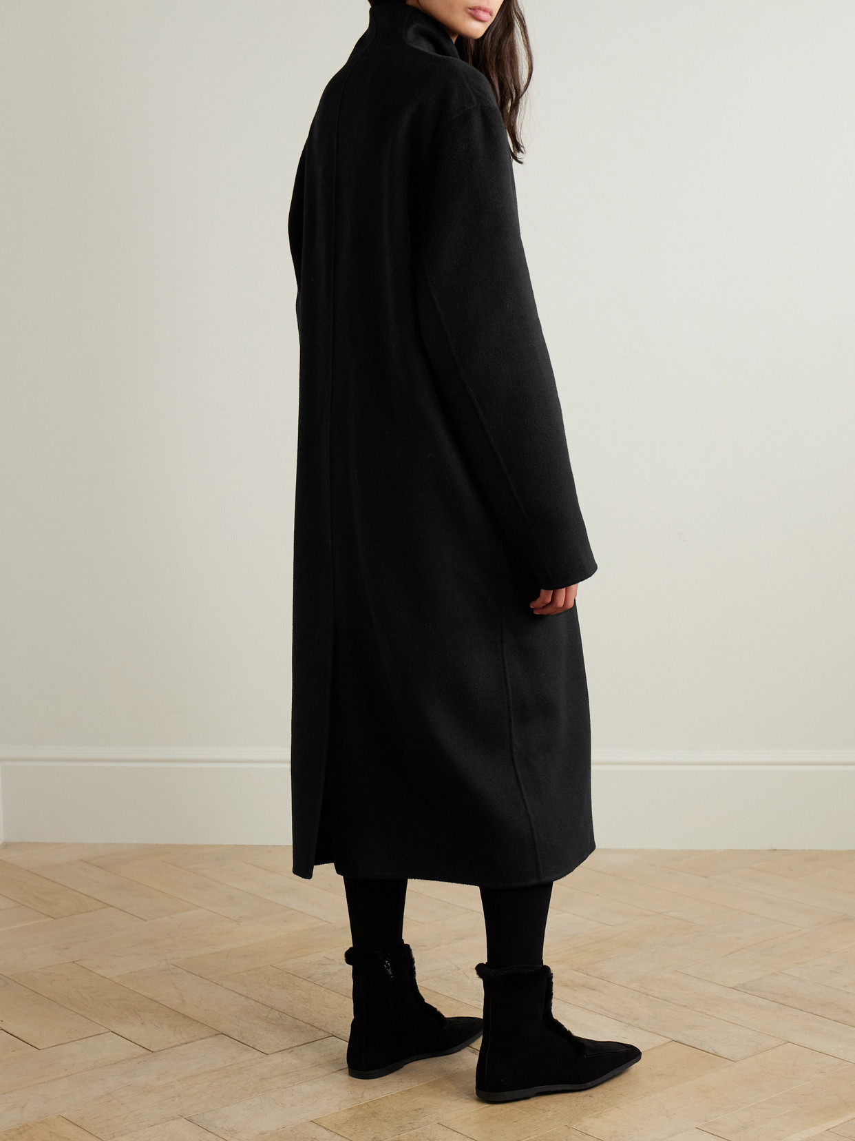 Totême Whistler Wool Coat In Black