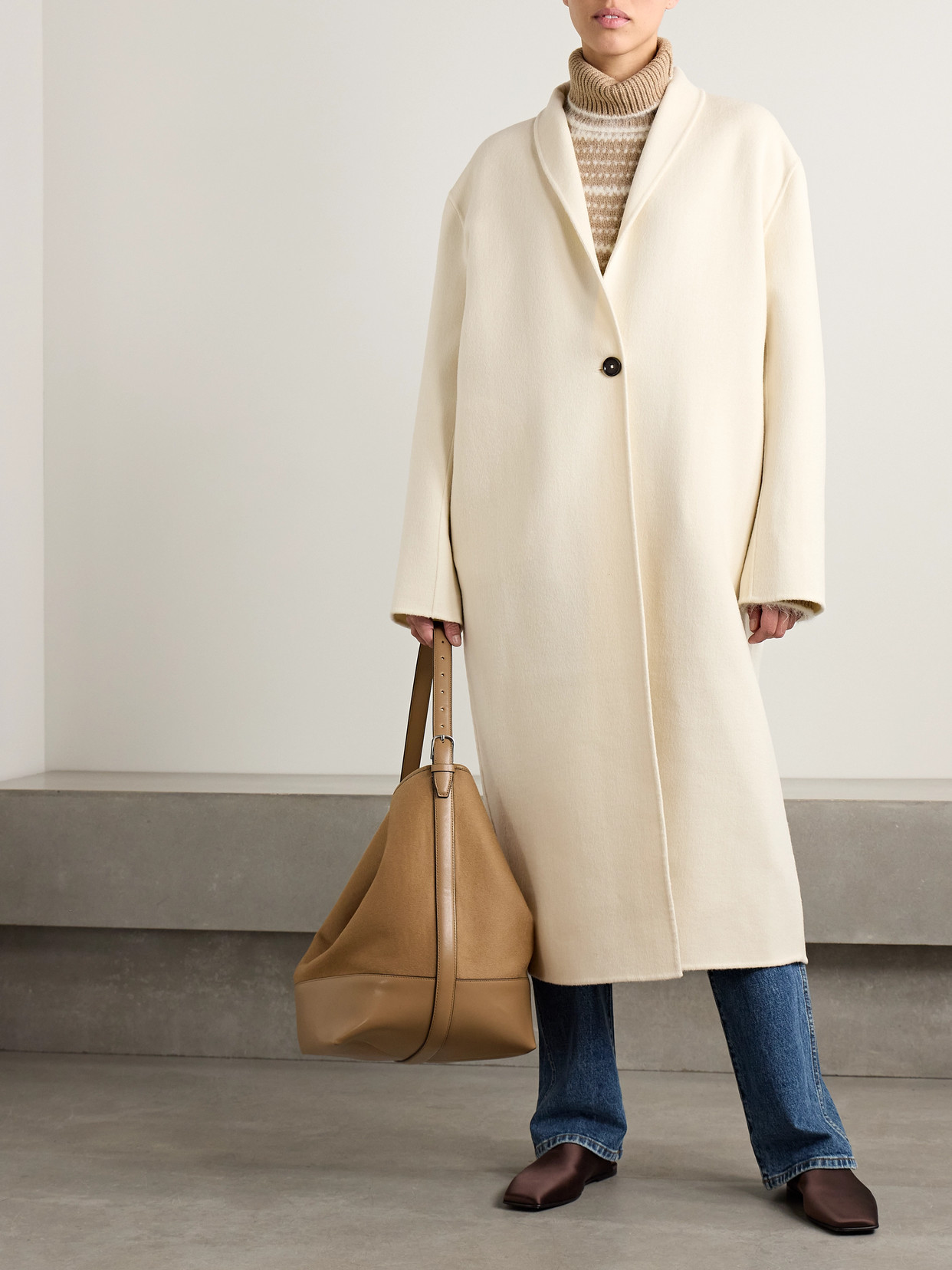 Totême Whistler Wool Coat In White