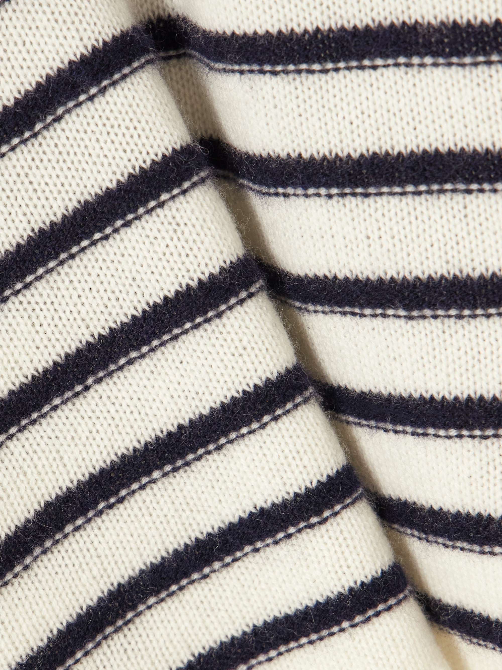 ALLUDE 