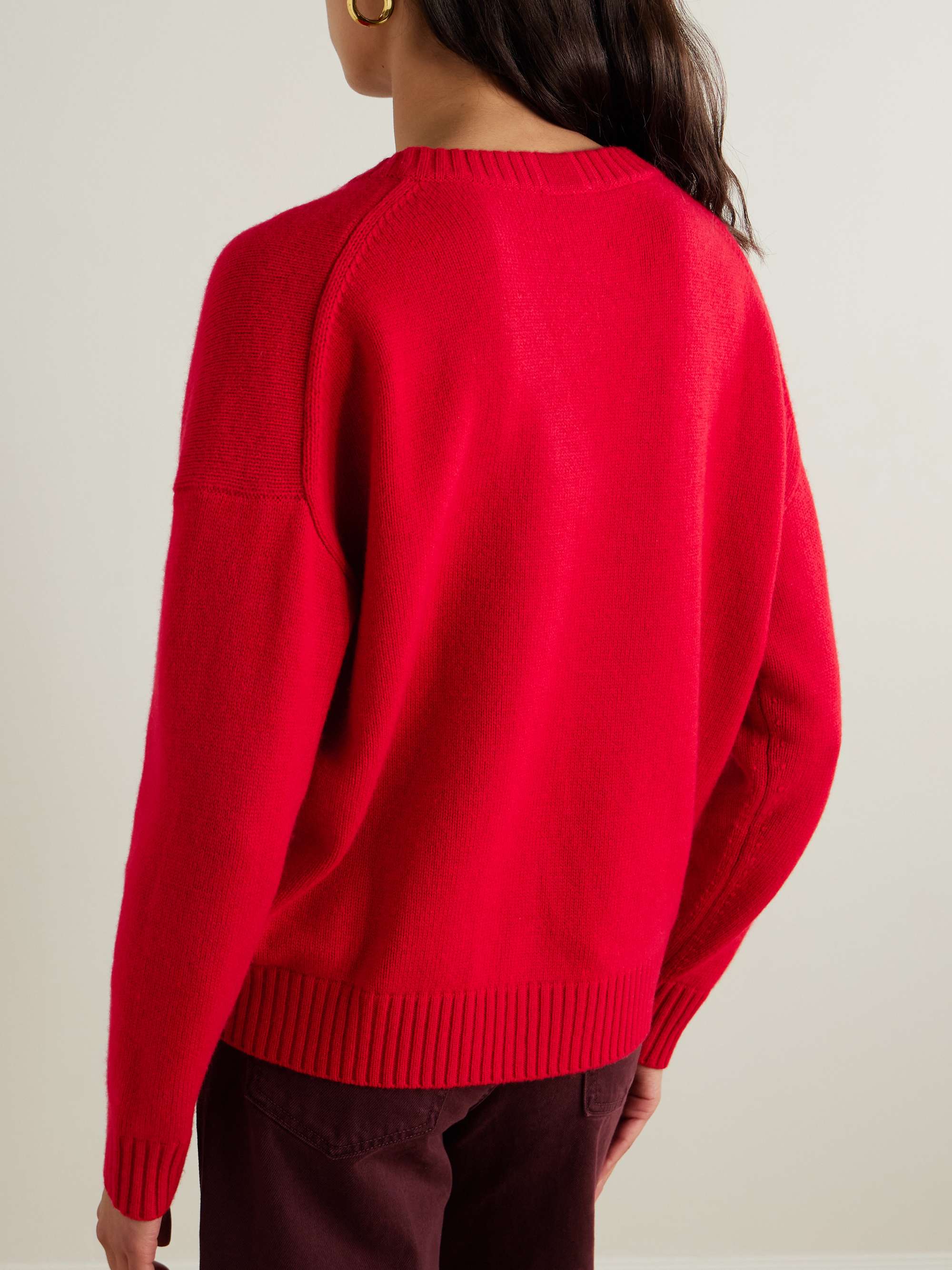ALLUDE 