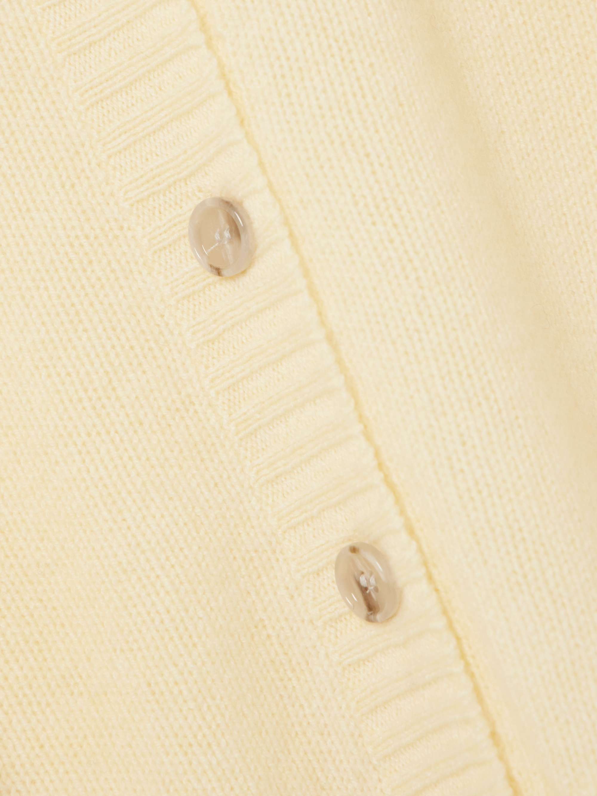 ALLUDE 