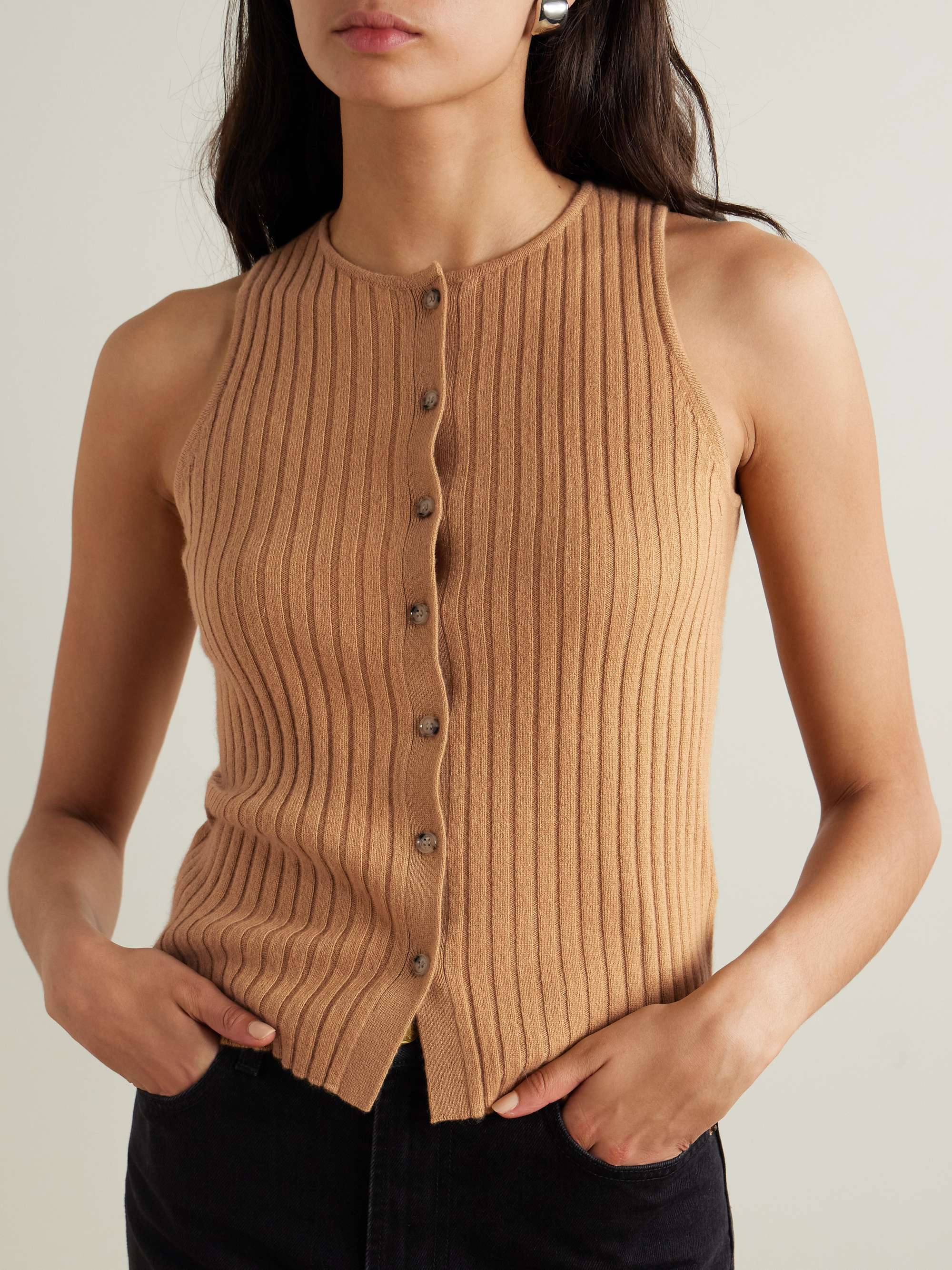 ALLUDE 