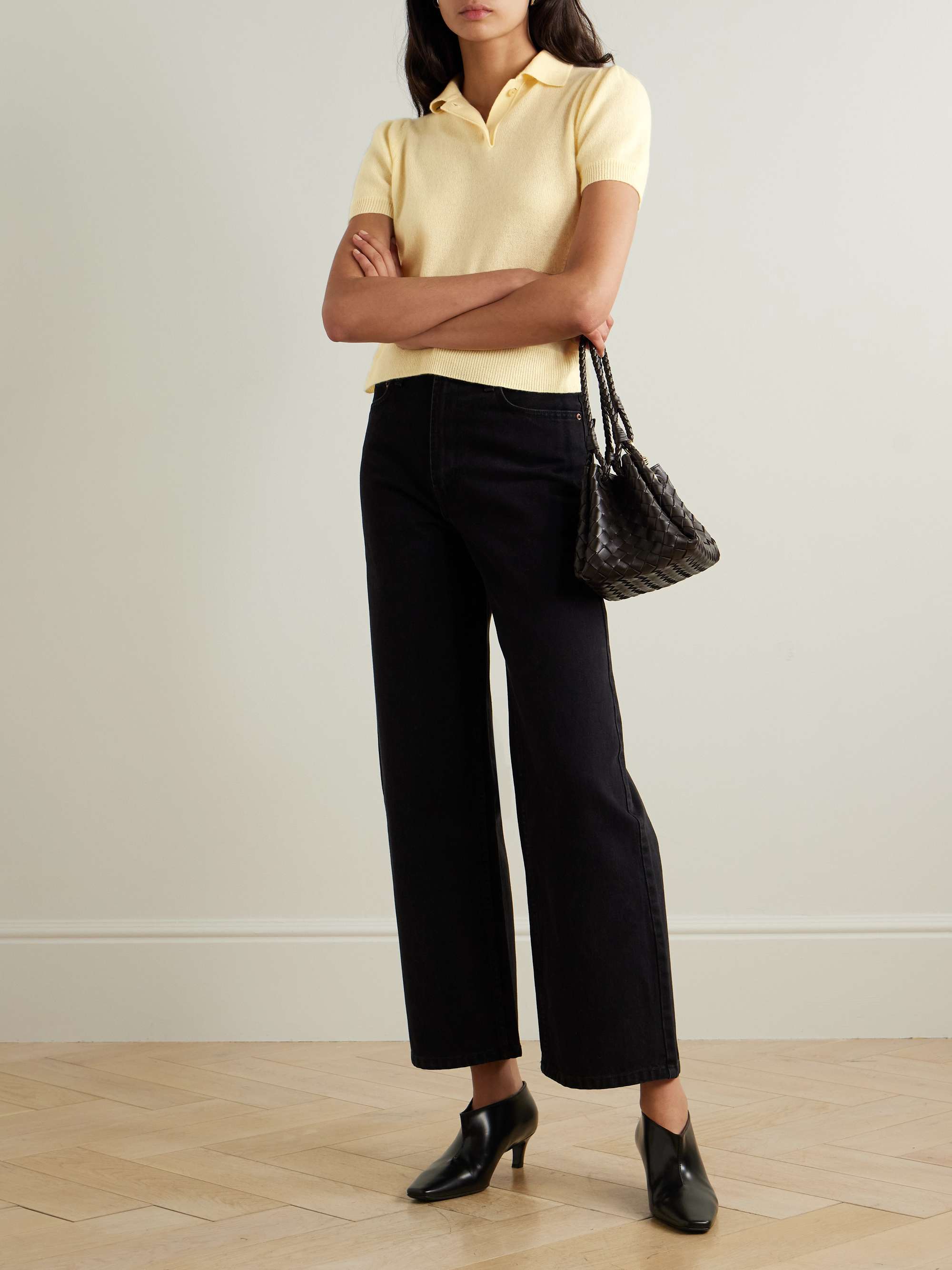 ALLUDE 