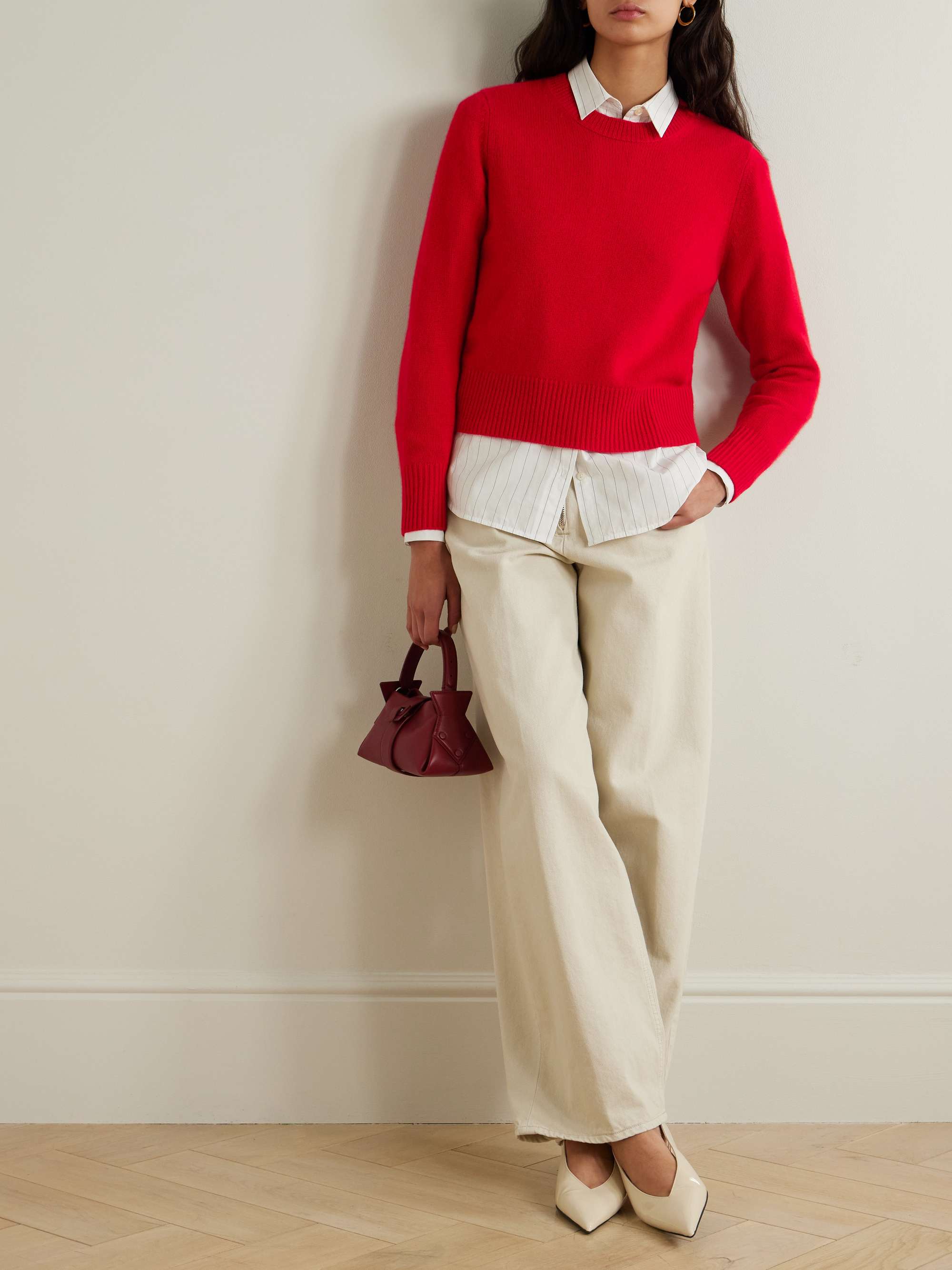 ALLUDE 