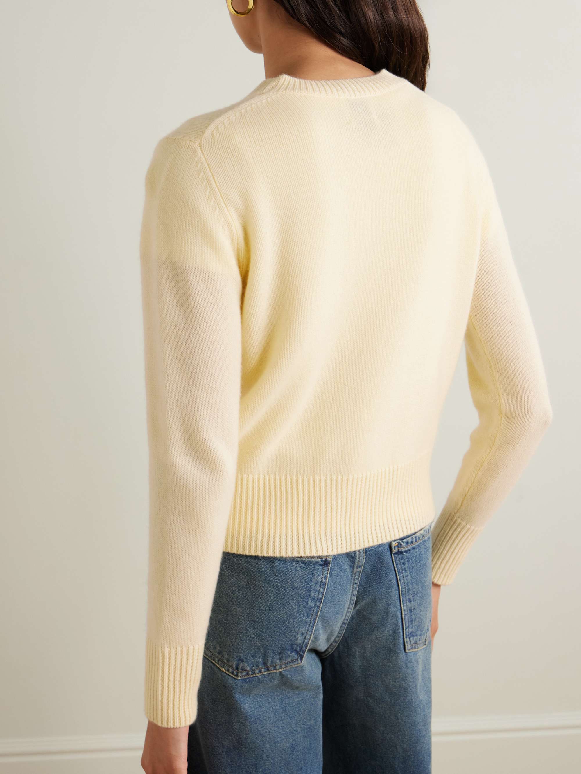 ALLUDE 