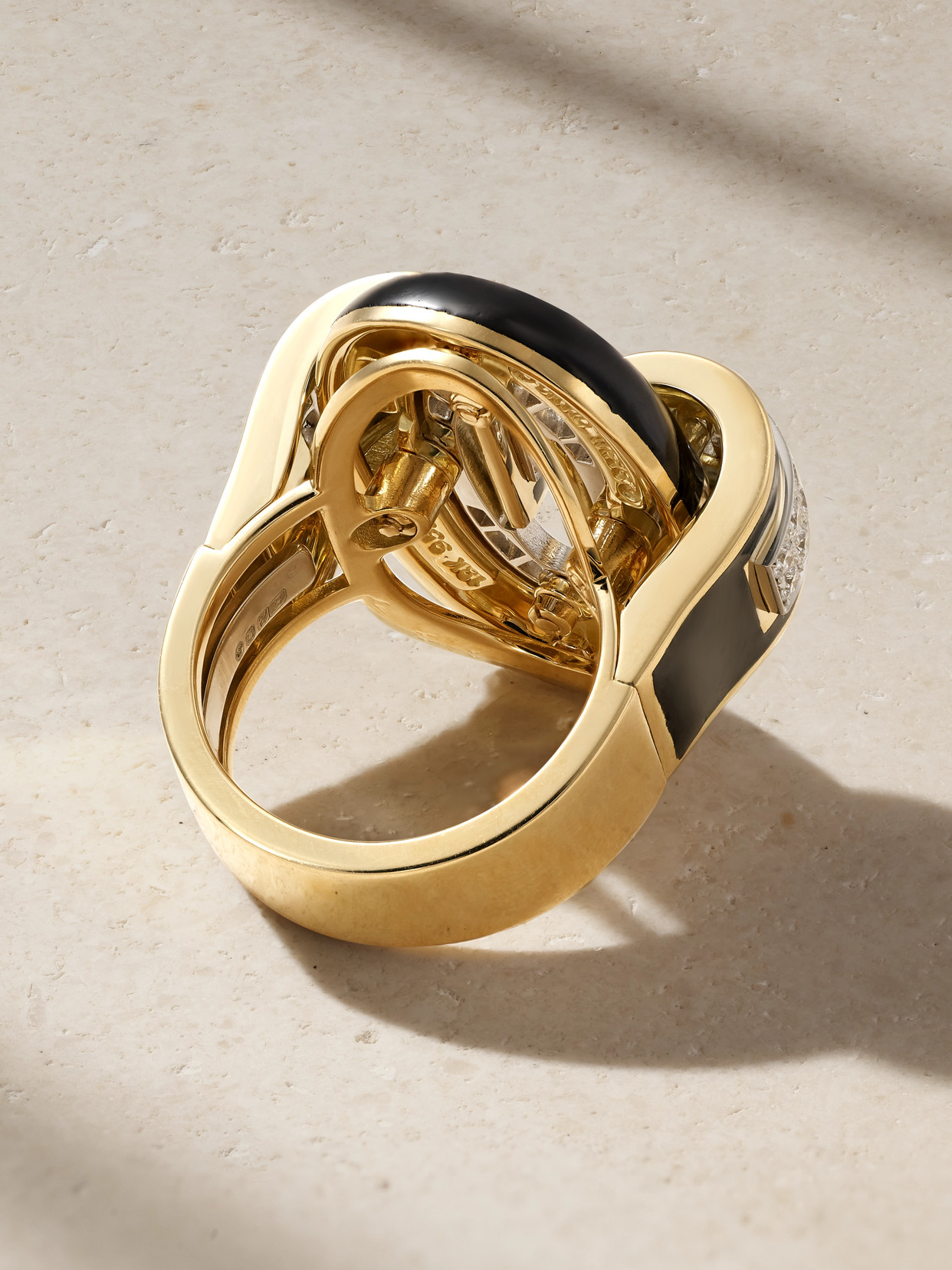 David Webb Small Oval Buckle 18-karat Gold, Platinum, Onyx, Diamond And Enamel Ring