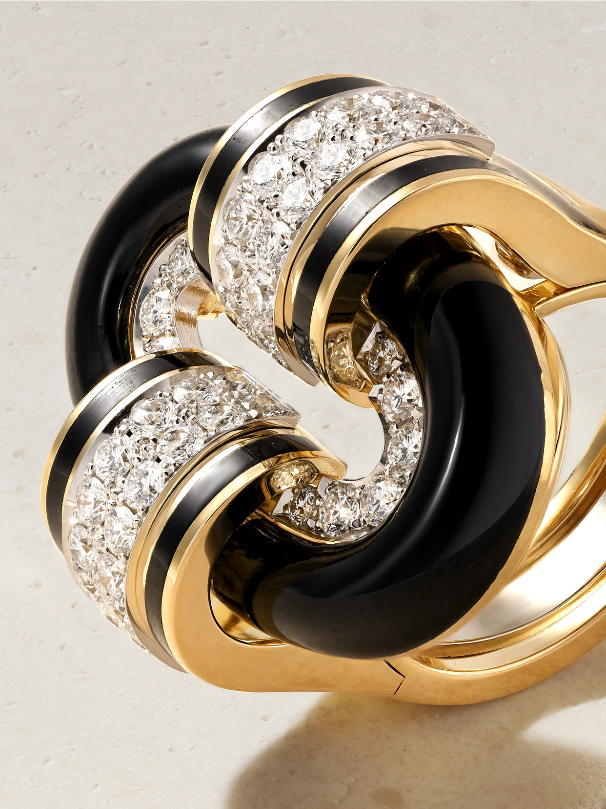 David Webb Small Oval Buckle 18-karat Gold, Platinum, Onyx, Diamond And Enamel Ring