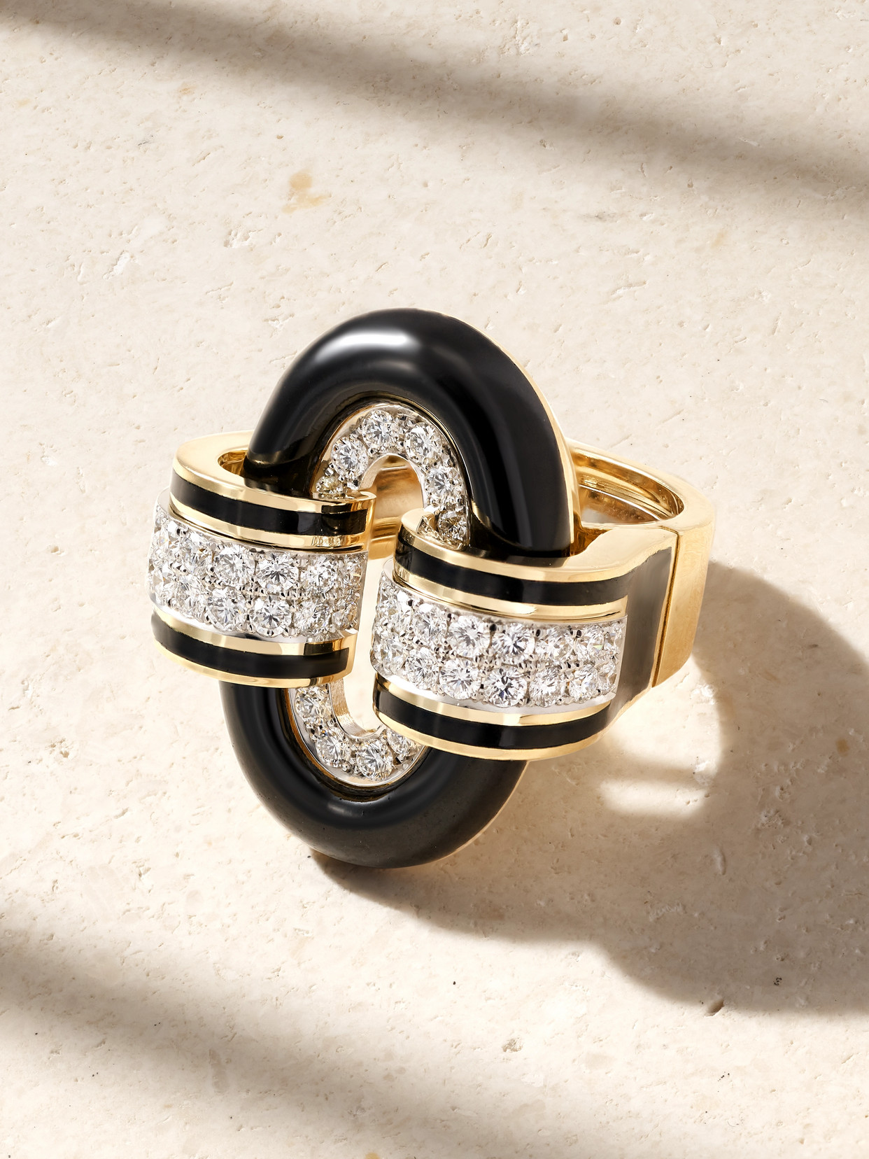 David Webb Small Oval Buckle 18-karat Gold, Platinum, Onyx, Diamond And Enamel Ring