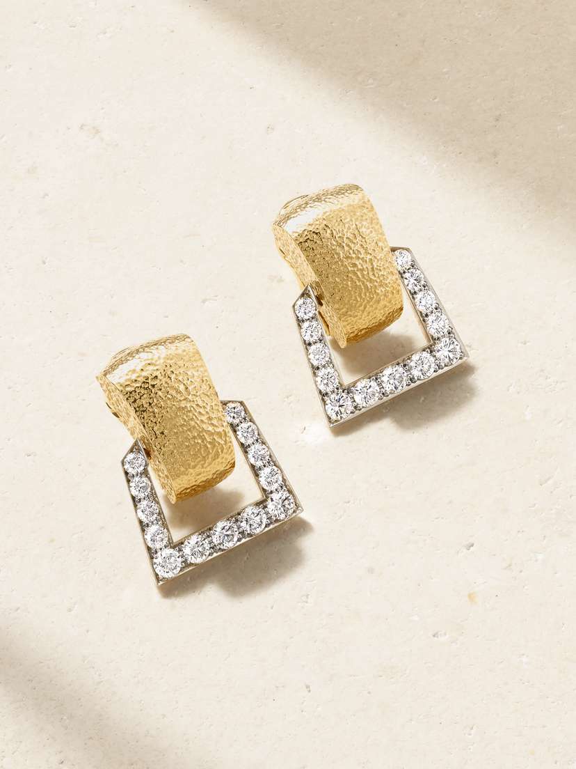DAVID WEBB Single Strap Hammered 18-karat Gold, Platinum And Diamond Clip Earrings