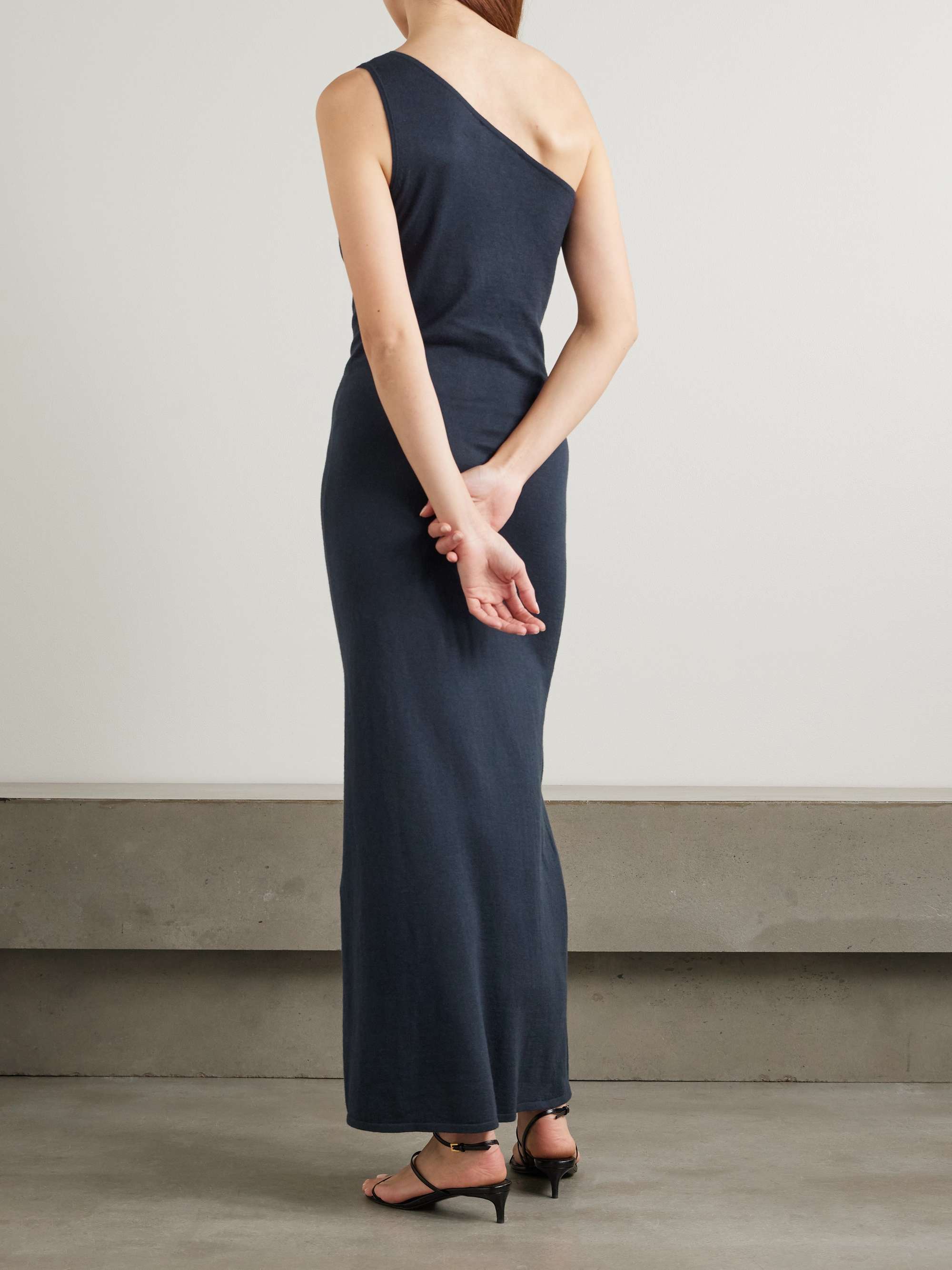 LISA YANG 
