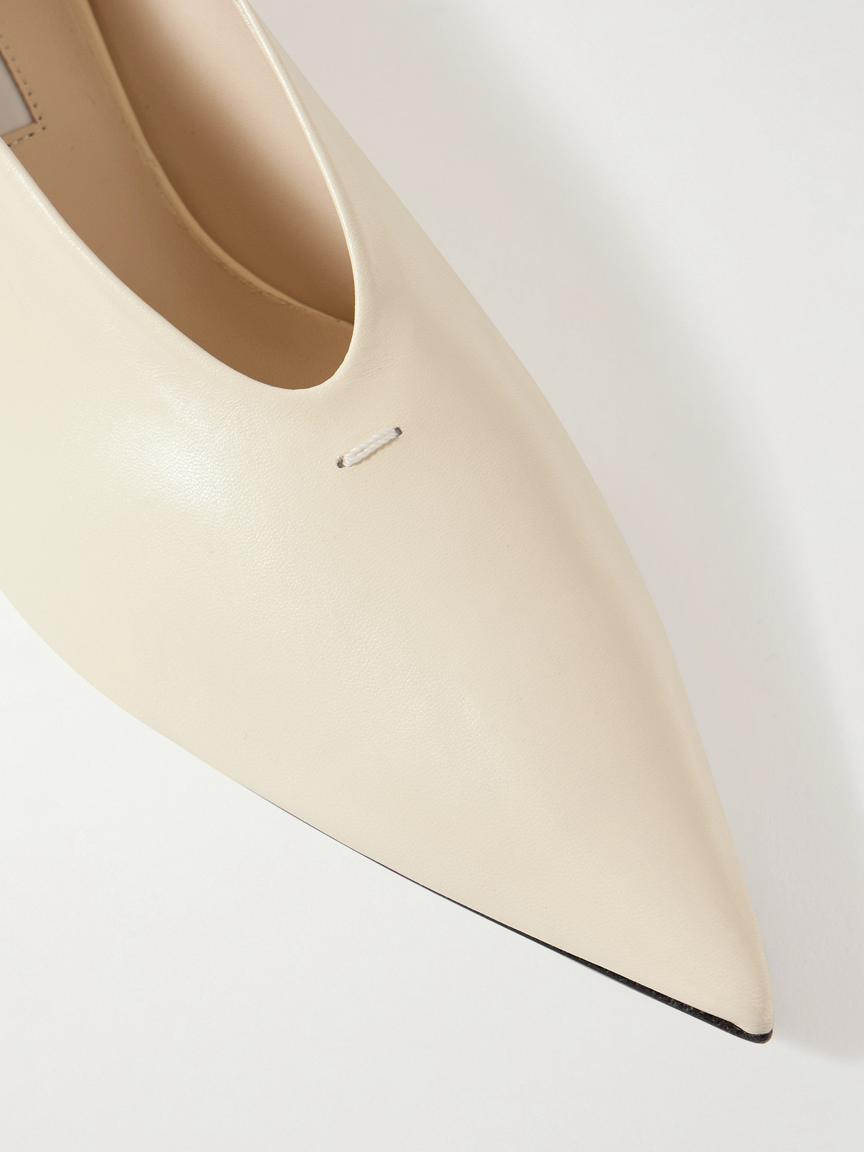 Jil Sander Leather Pumps In Cream