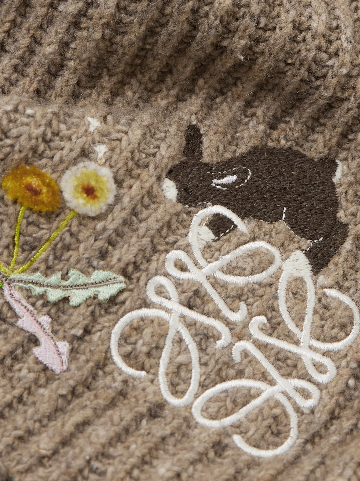 Loewe Fringed Embroidered Ribbed Wool-blend Scarf In Natural