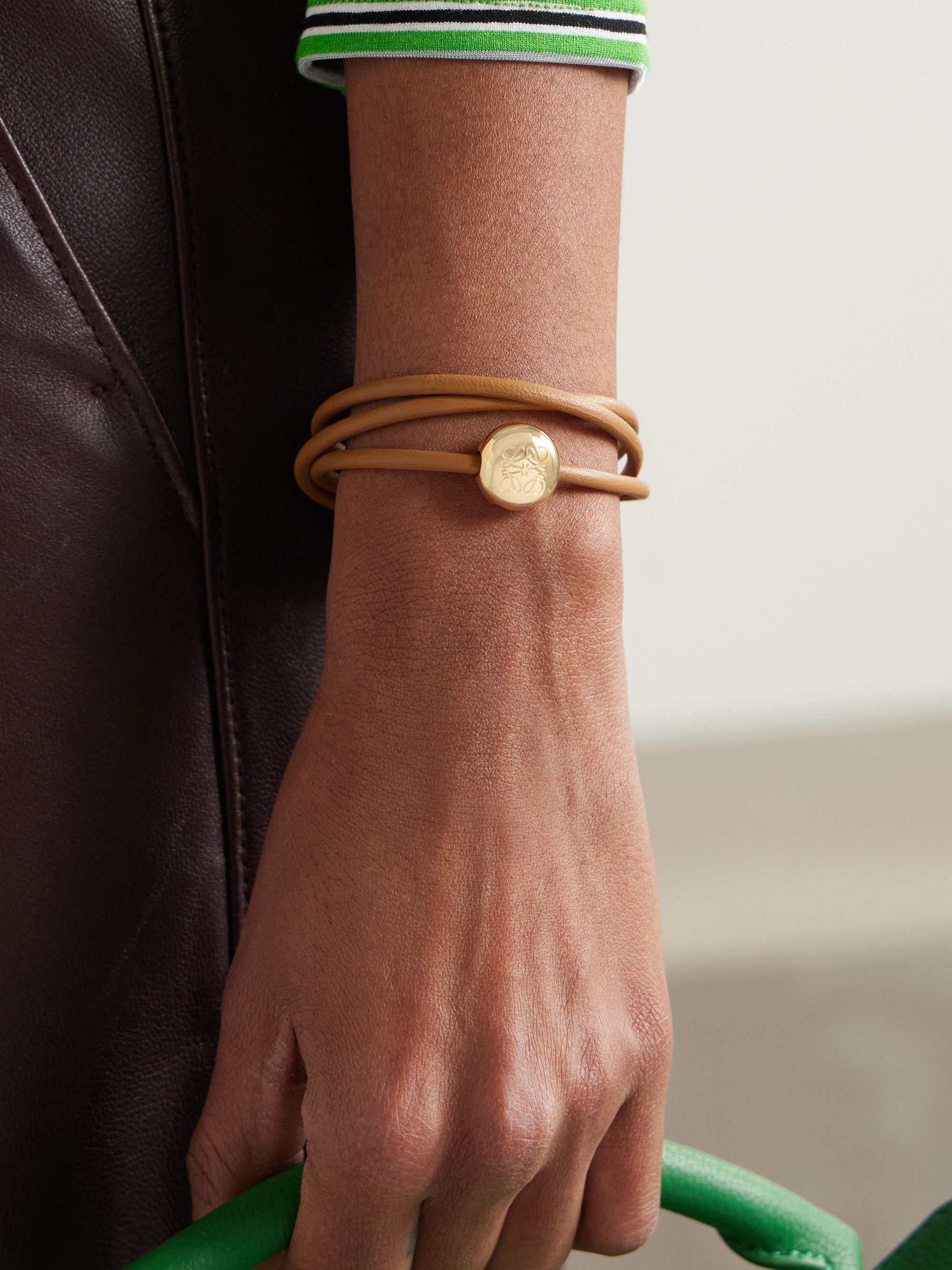 Loewe Logo-Embossed Lether Bracelet/Bracelet/Leather/Brw