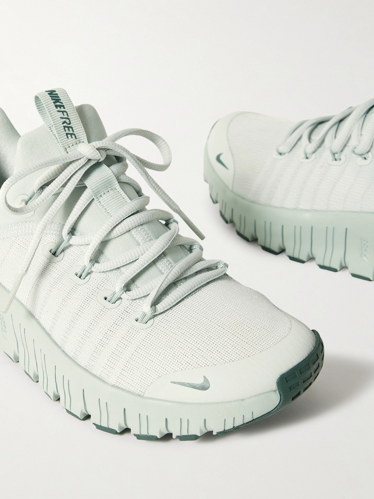 Nike Free Metcon 6 Mesh Sneakers In Green
