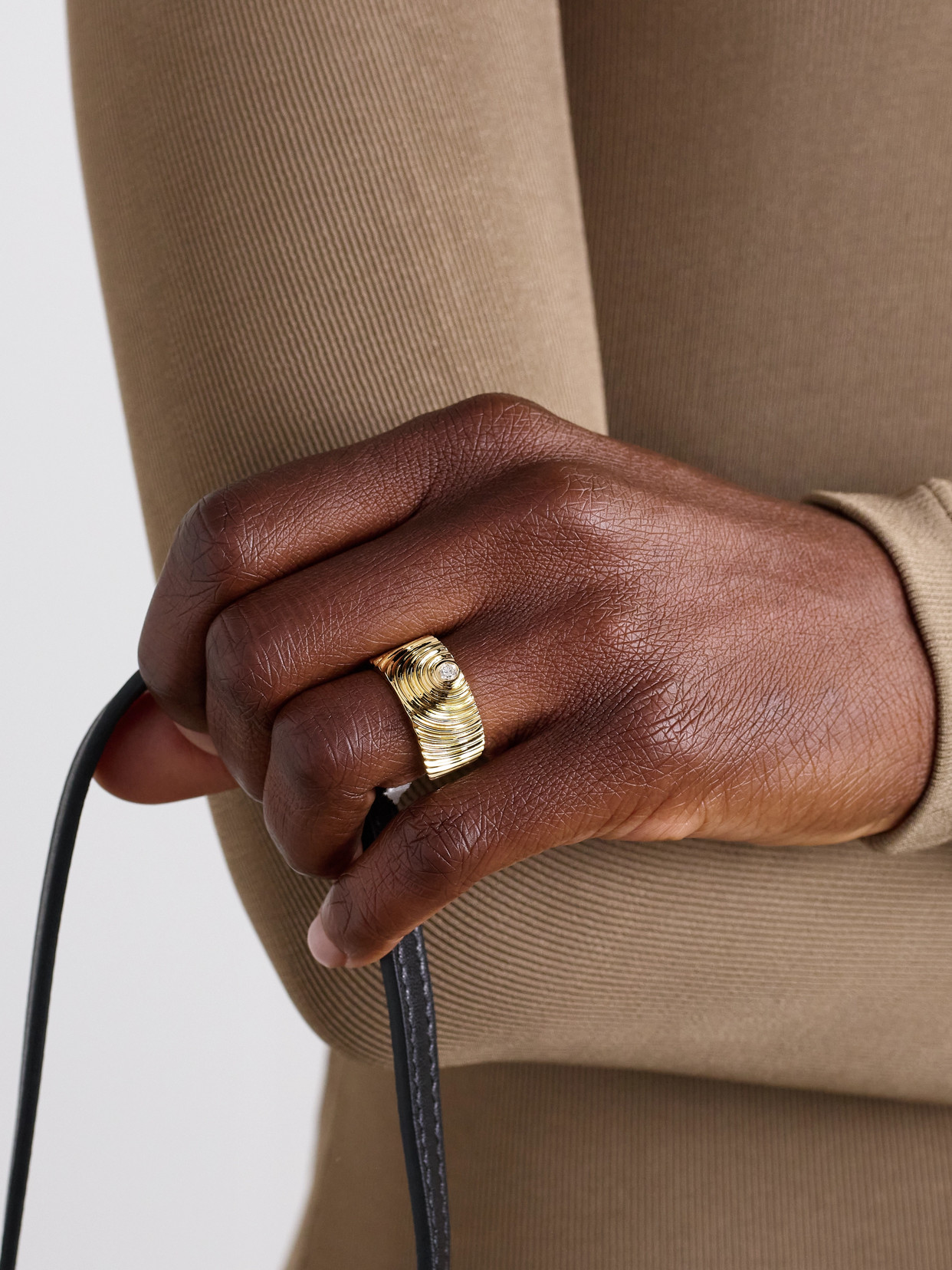 Almasika Universum 18-karat Gold Diamond Ring In Gold