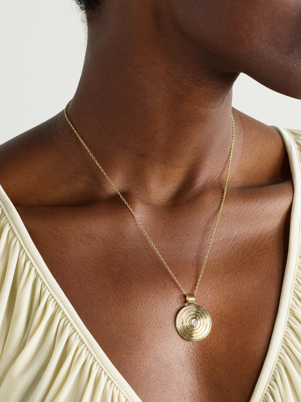 Almasika Universum 18k Yellow Gold Diamond Necklace In Gold