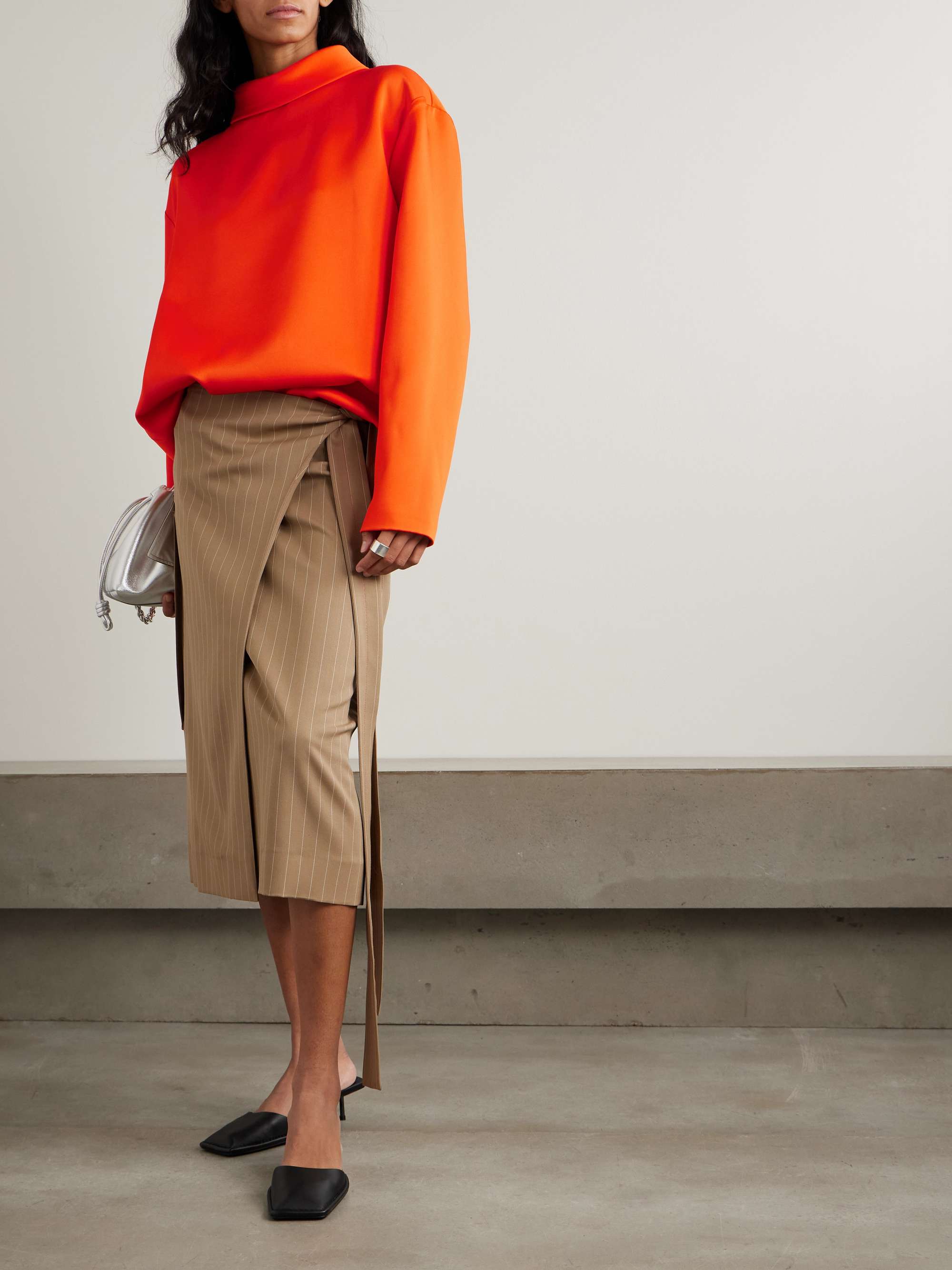 CARVEN 