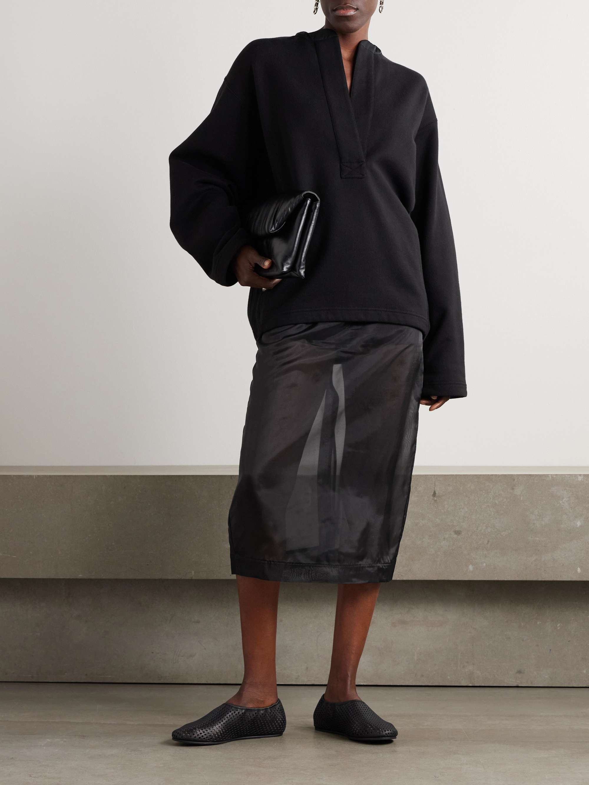 CARVEN 