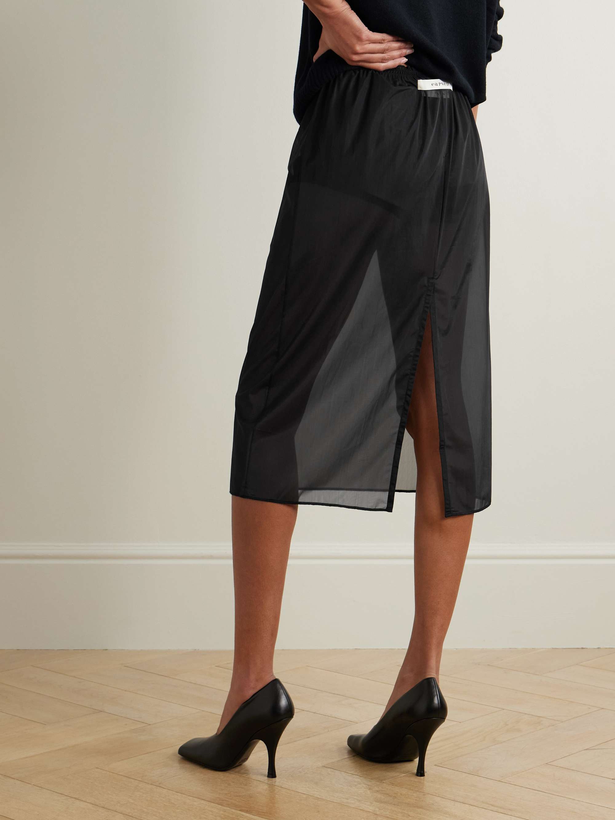 CARVEN 