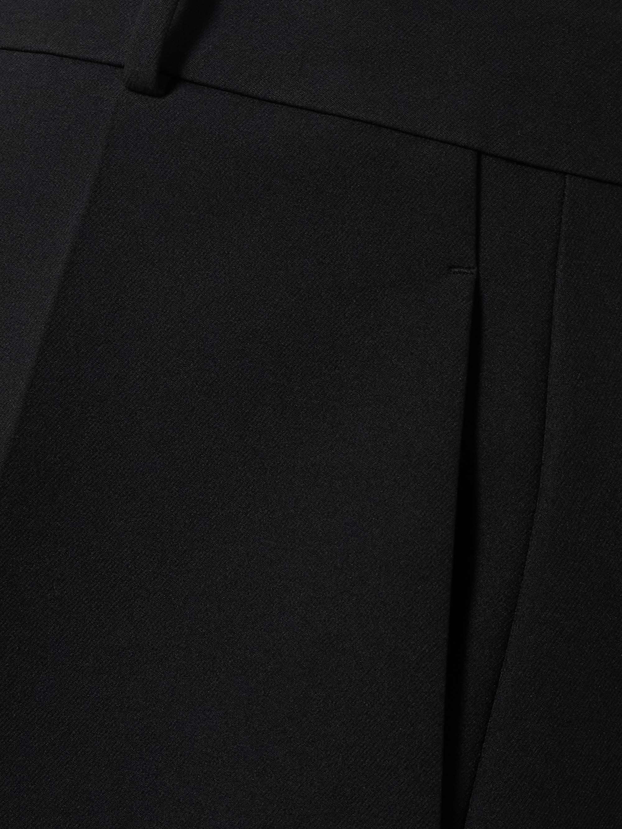 CARVEN 