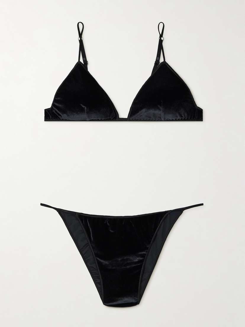 Oséree Velvet Bra And Briefs Set