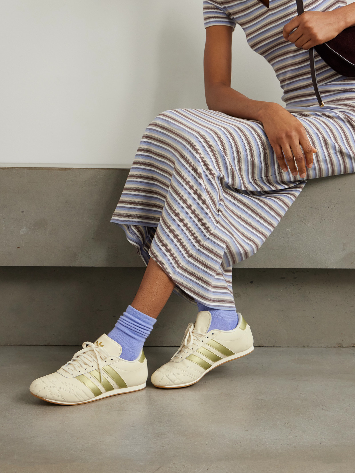 Taekwondo Metallic Striped Sneakers