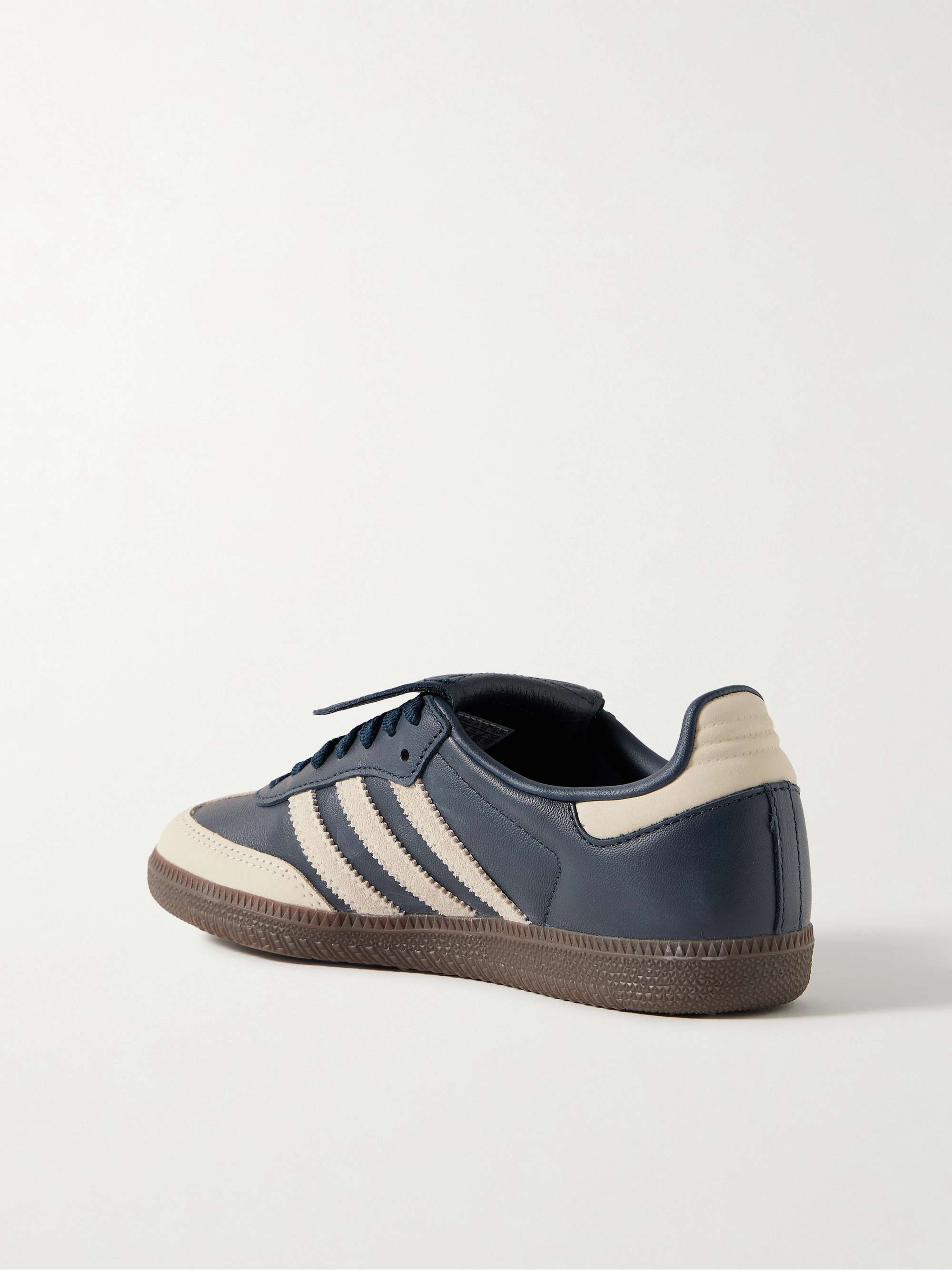 ADIDAS ORIGINALS 