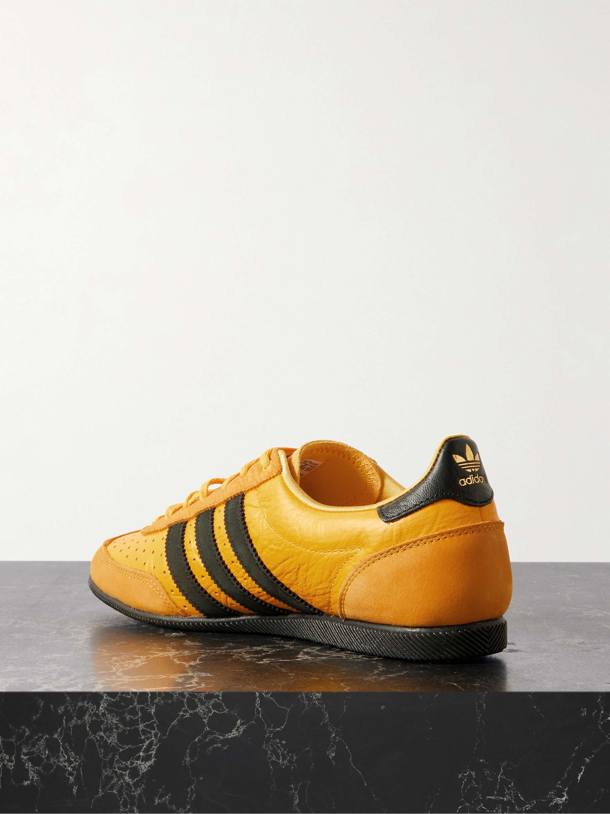 ADIDAS ORIGINALS 