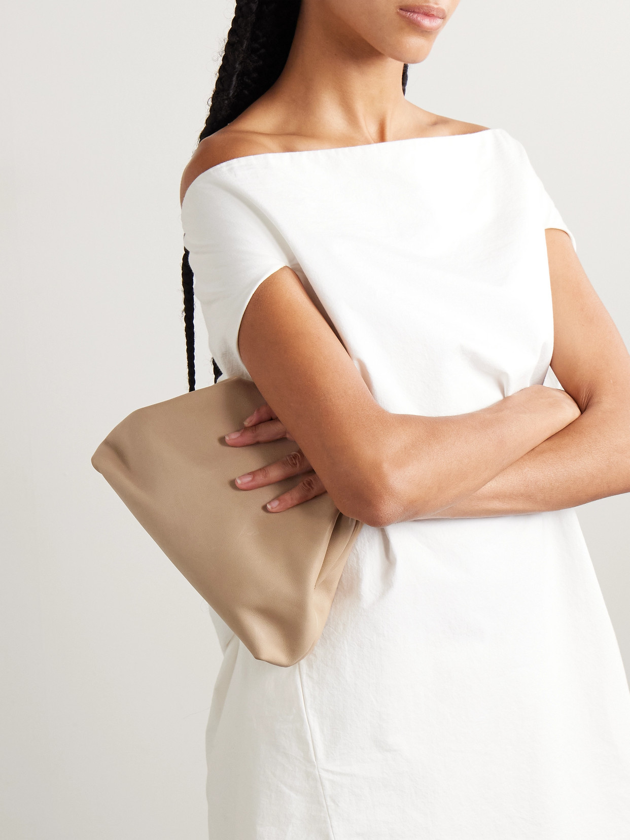 The Row Mira Leather Clutch In Neutrals