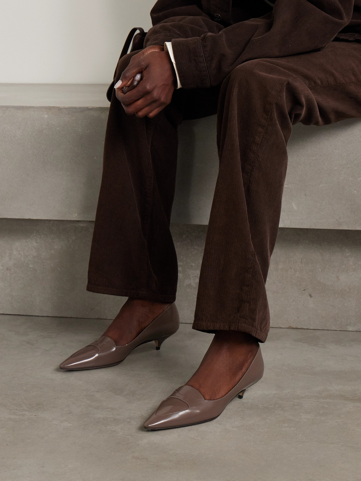 The Row Viv Leather Loafer Pumps In Brown