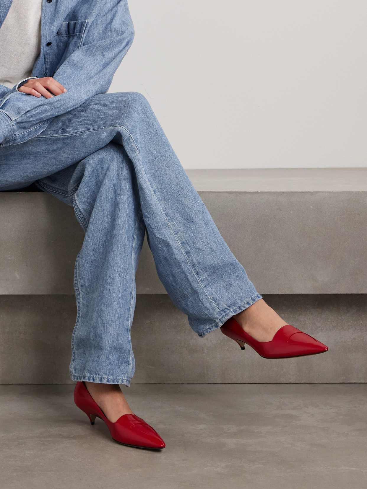 The Row Viv Leather Pumps In Red