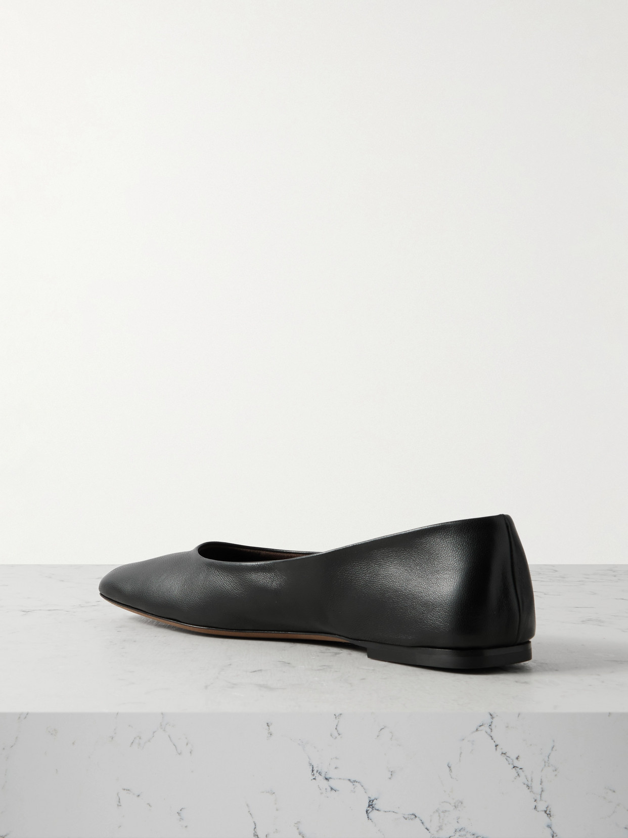 The Row Leather Ballet Flats In Black