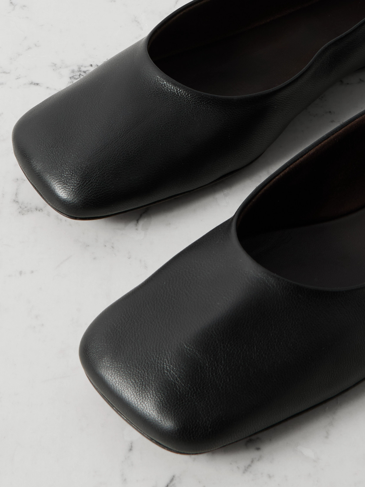 The Row Leather Ballet Flats In Black