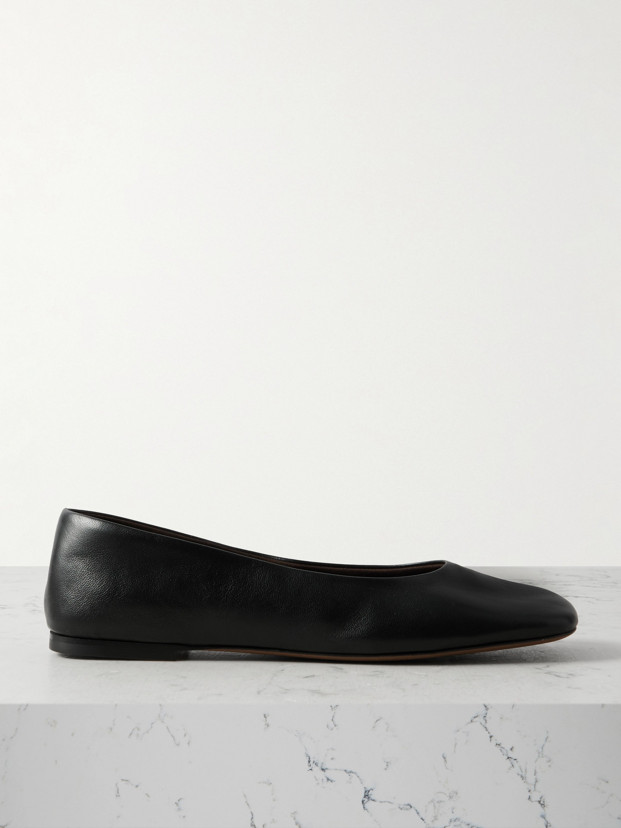 The Row Leather Ballet Flats In Black