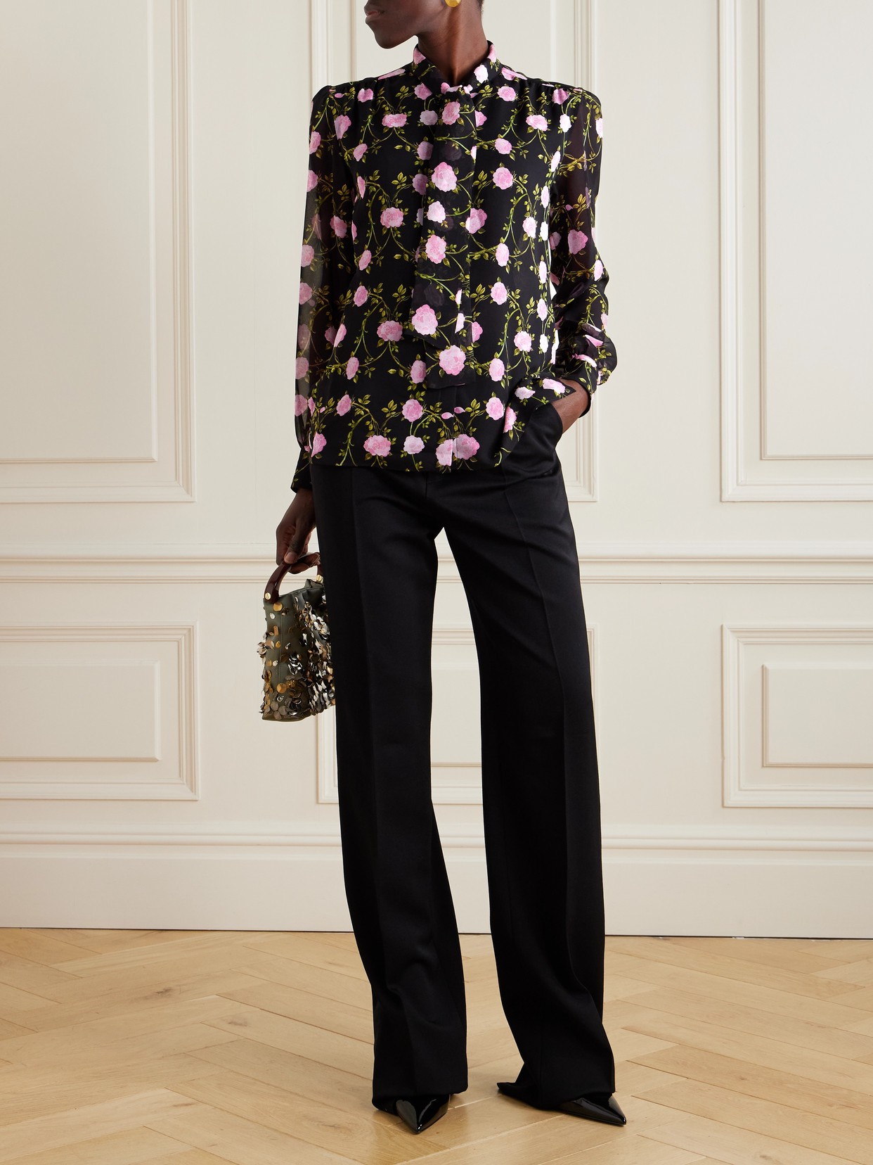 Giambattista Valli Pussy-bow Floral-print Silk-chiffon Blouse In Black