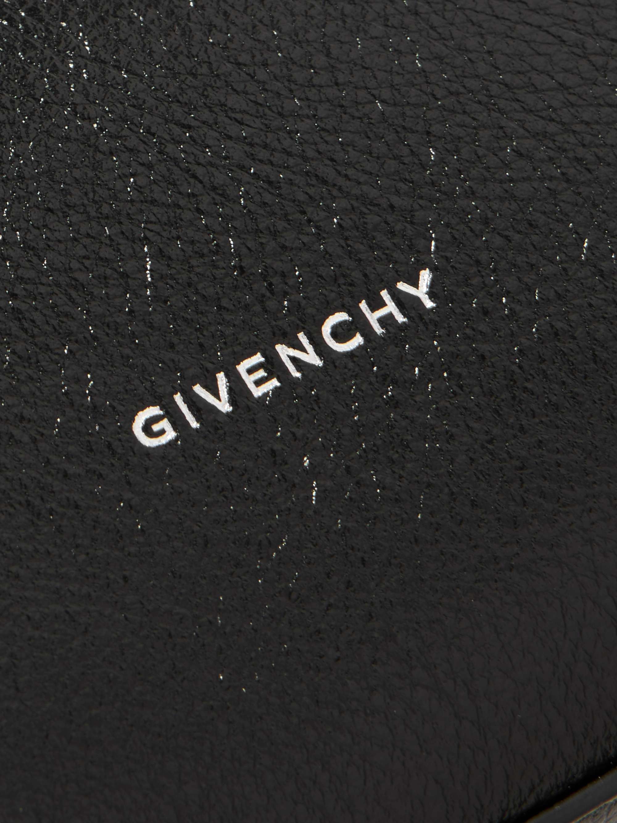 GIVENCHY 