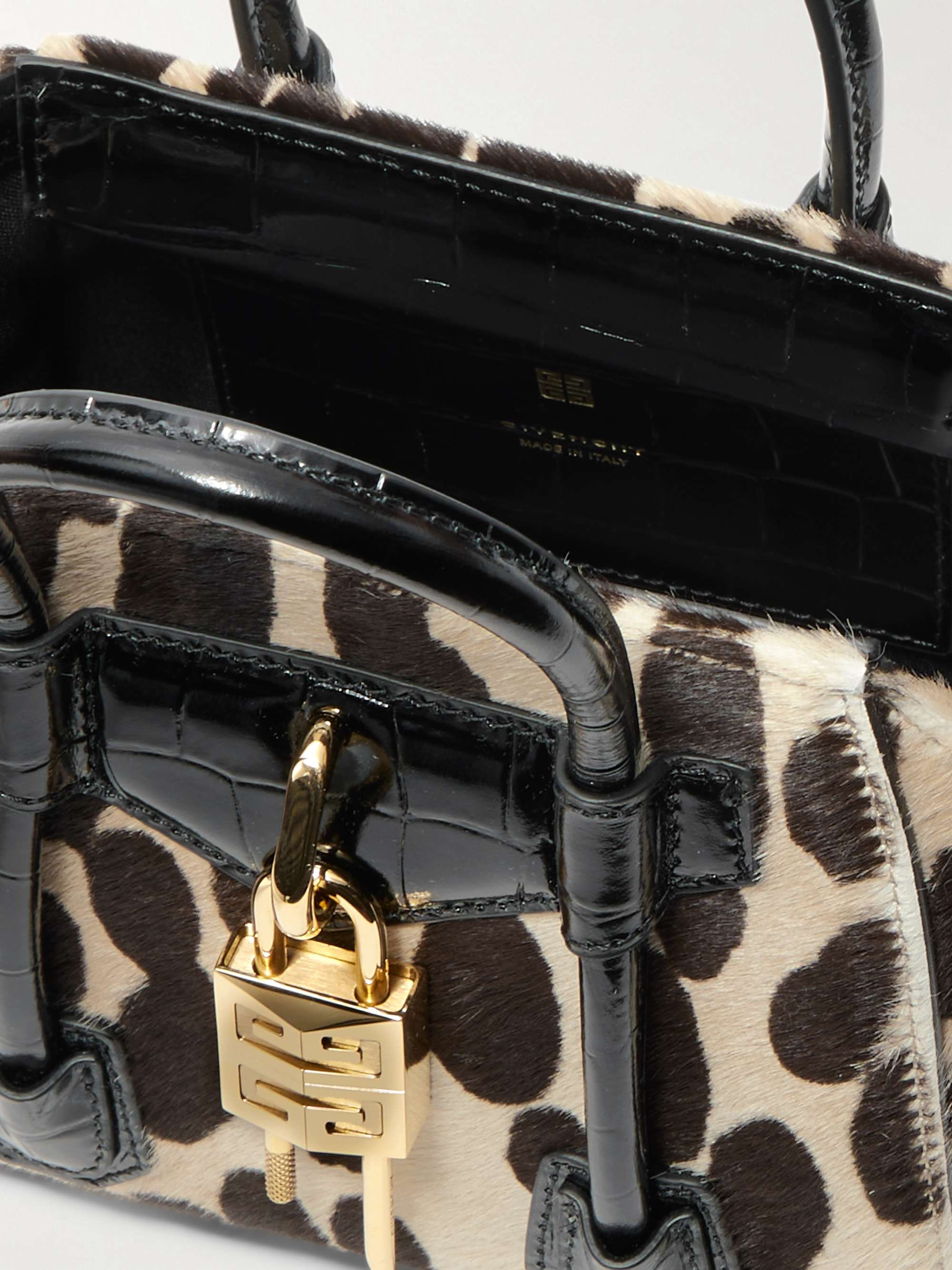 GIVENCHY 