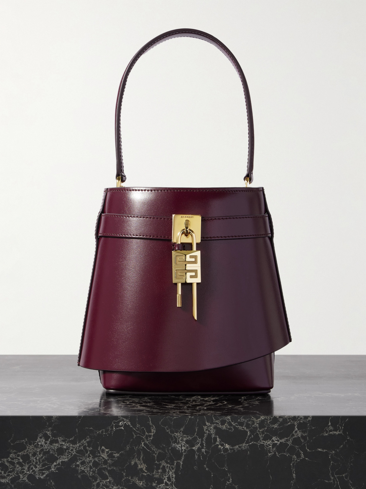 Givenchy Sac Seau Shark Lock En Cuir Box In Burgundy
