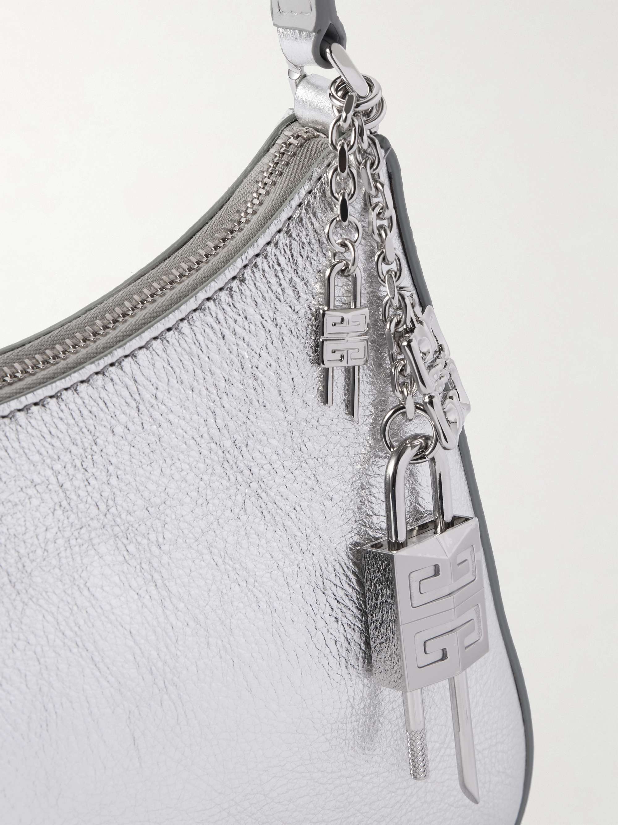GIVENCHY 
