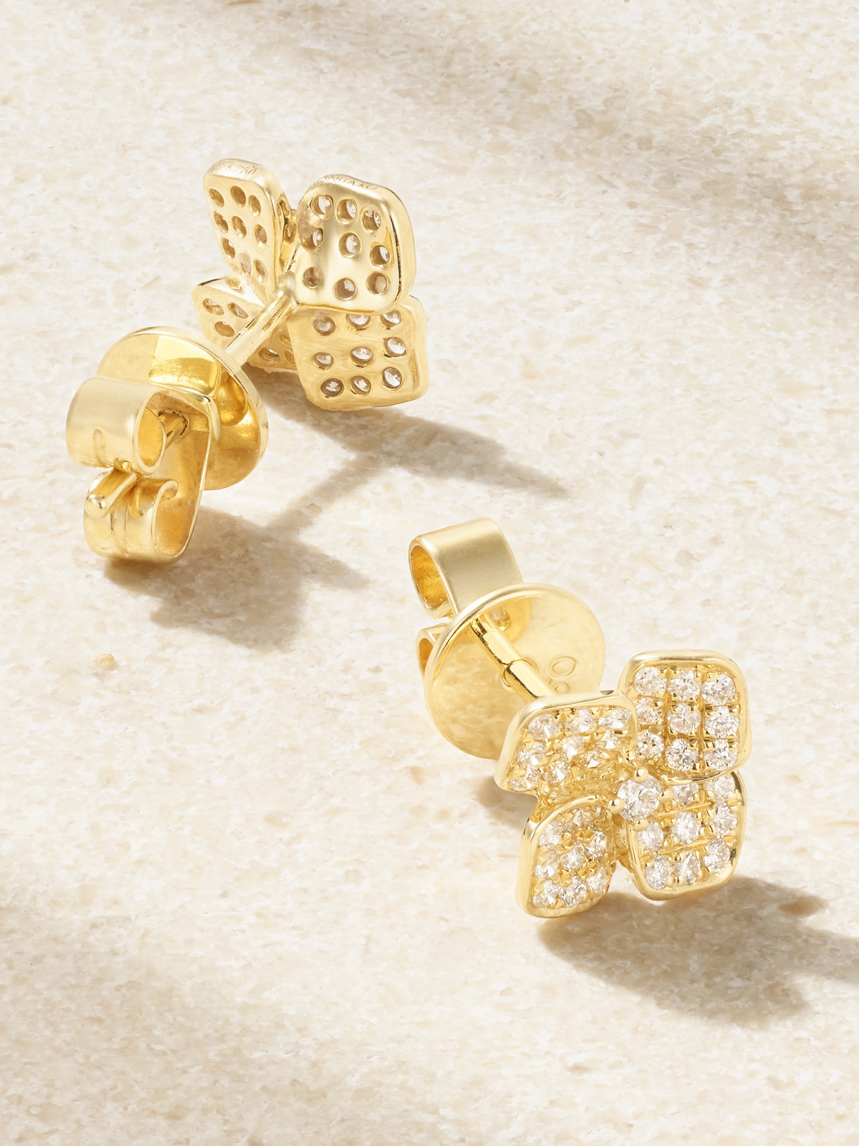 Anita Ko Small Flower 18-karat Gold Diamond Earrings In Gold