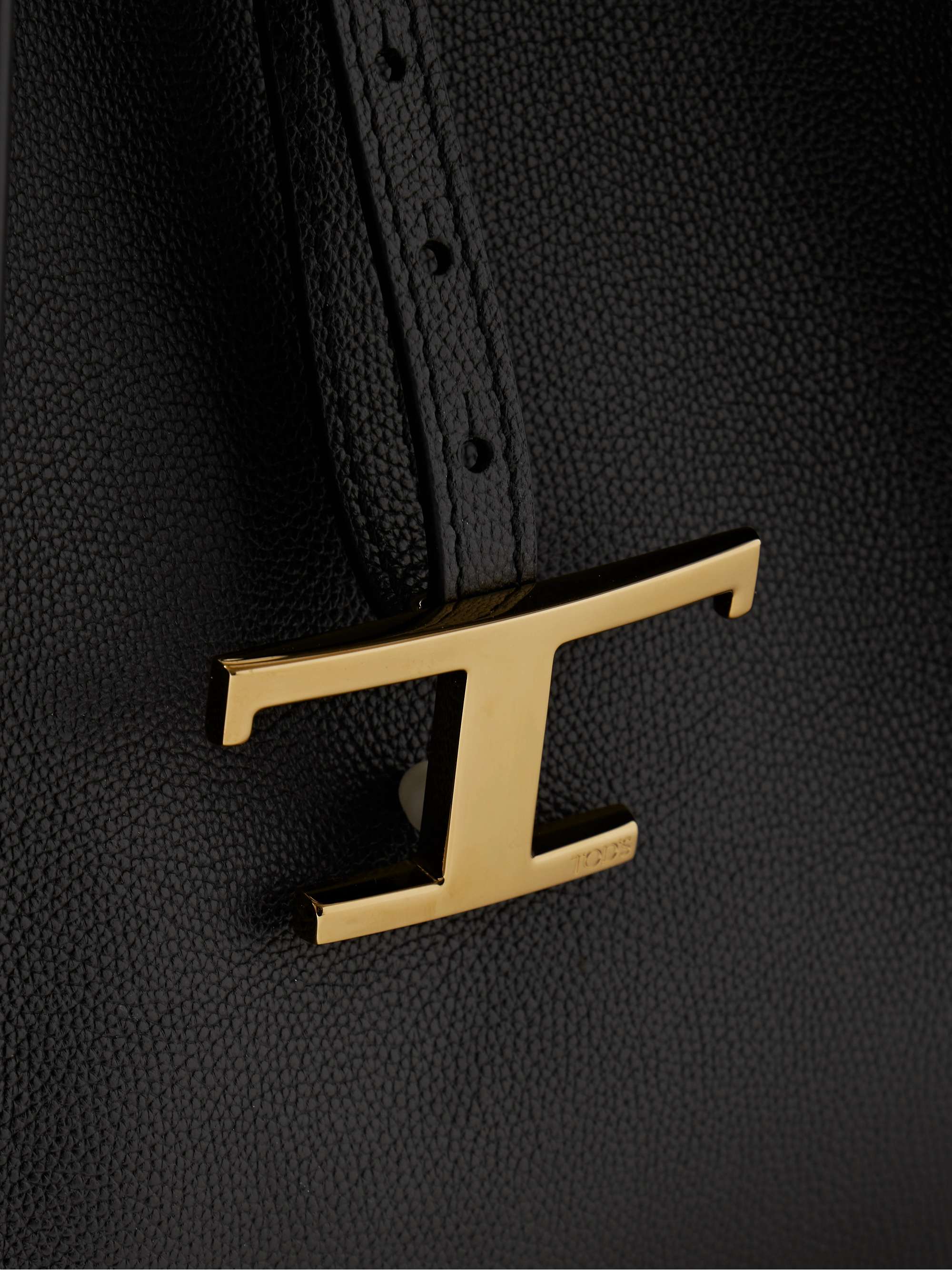 TOD'S 라지 텍스처 가죽 숄더 백