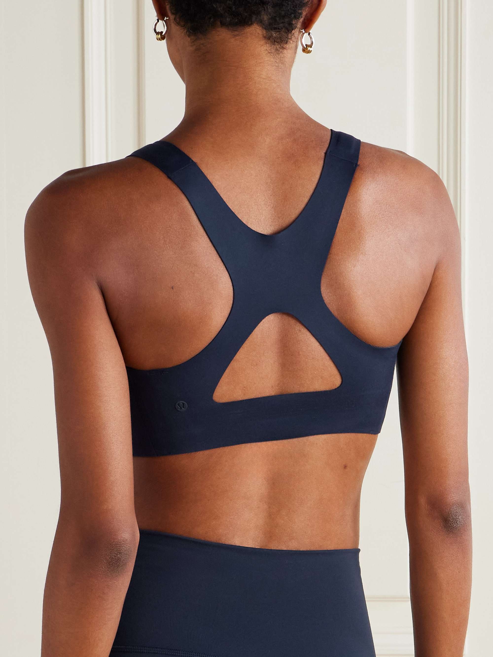 LULULEMON 