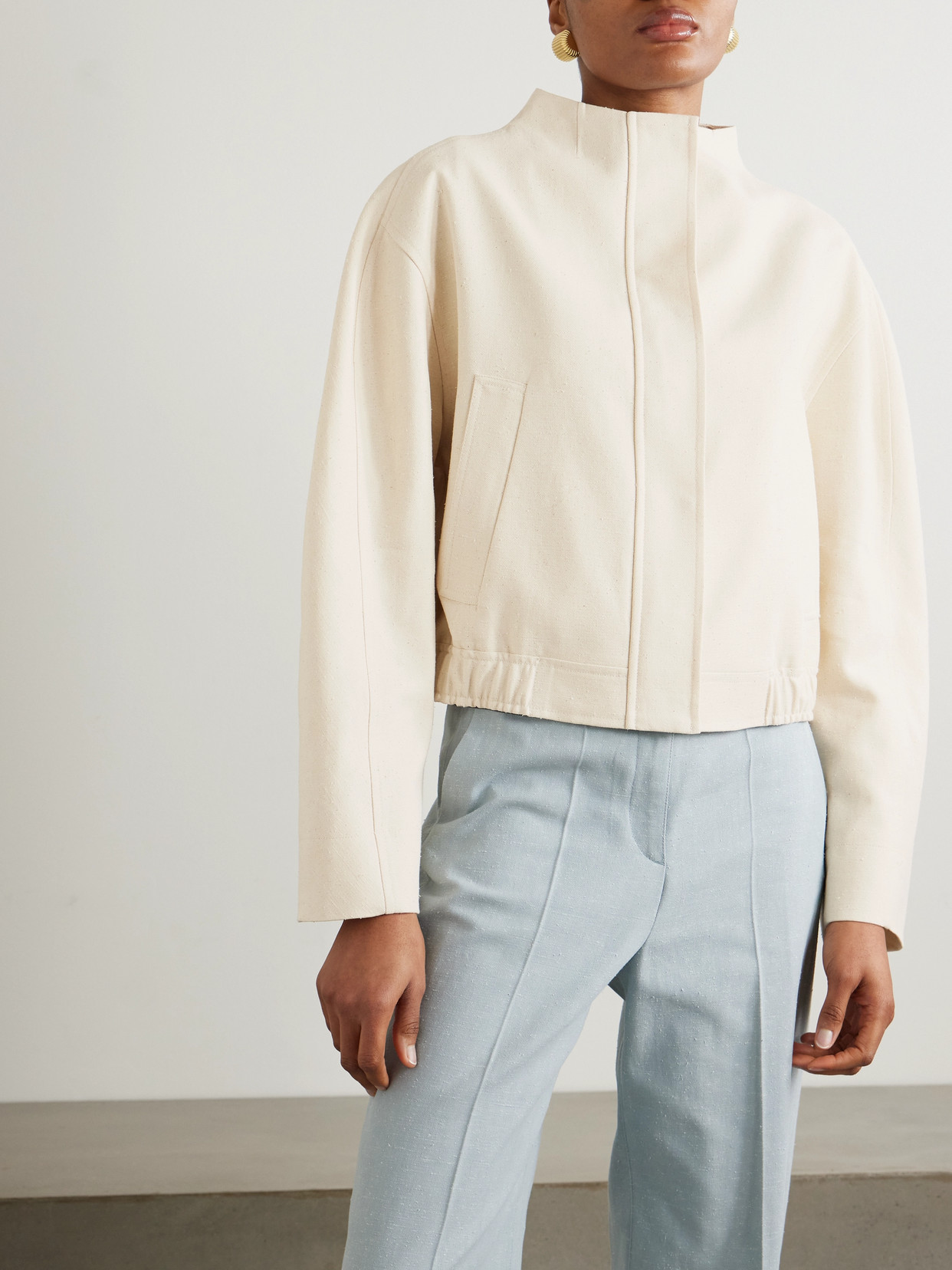 Loulou De Saison Bago Cropped Textured Cotton-blend Twill Jacket In Ivory