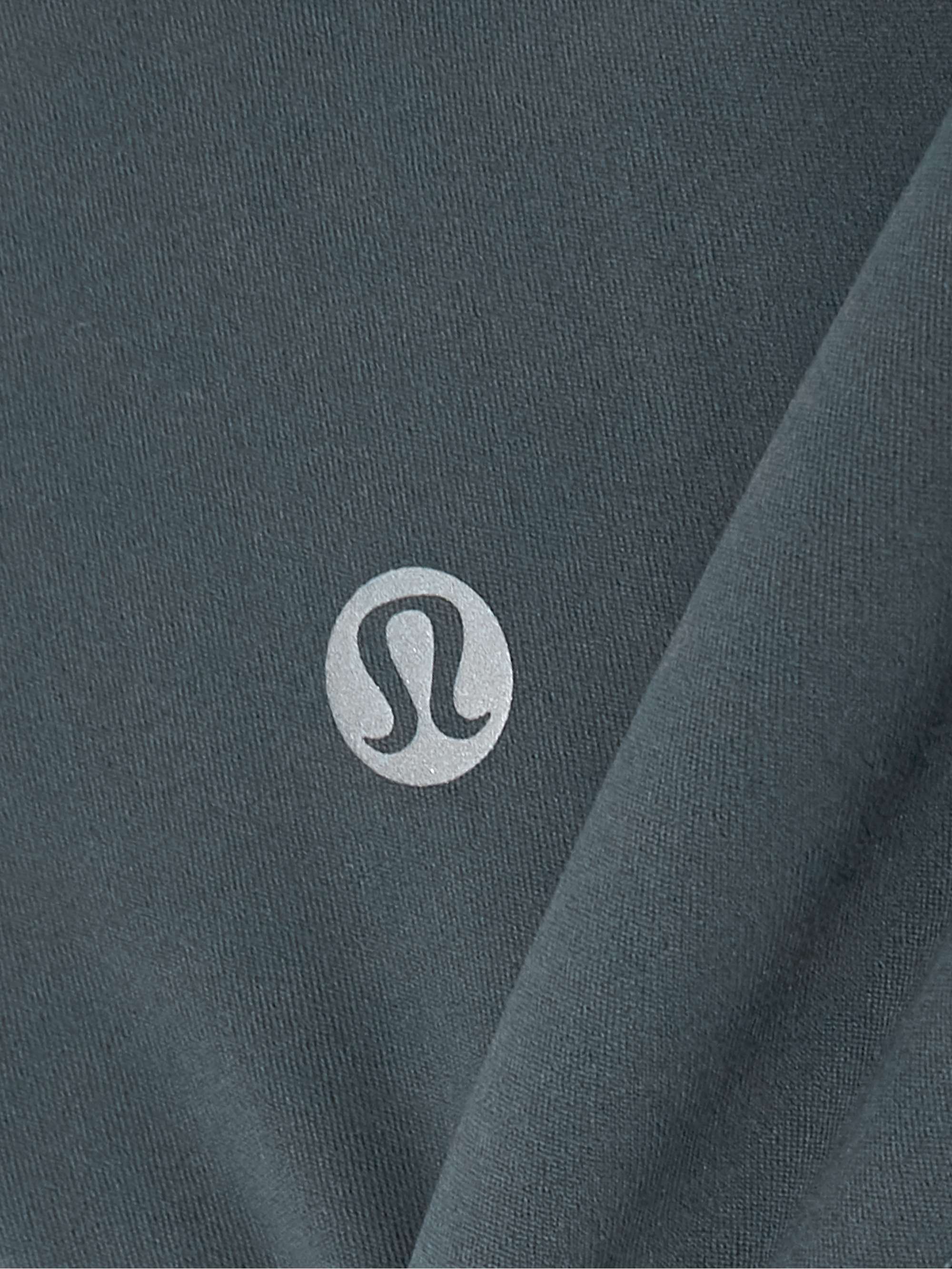 LULULEMON 