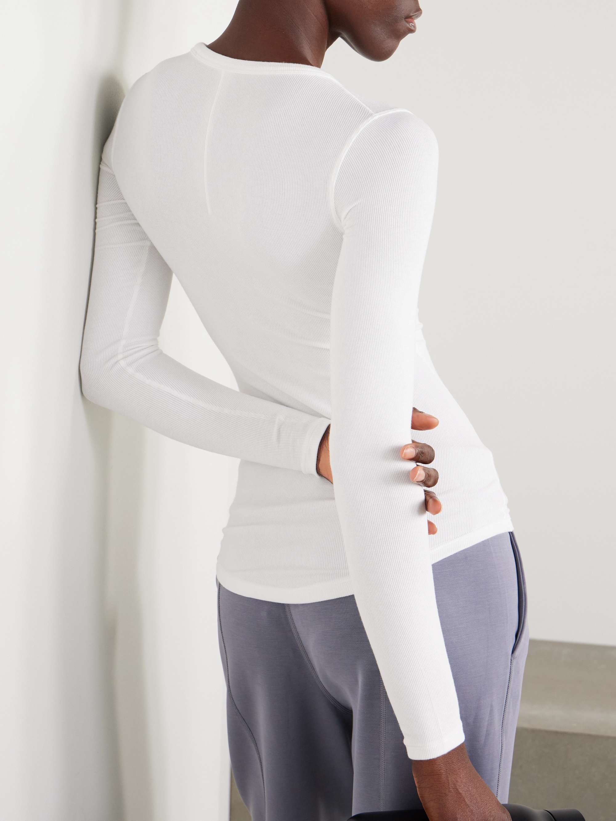 LULULEMON 