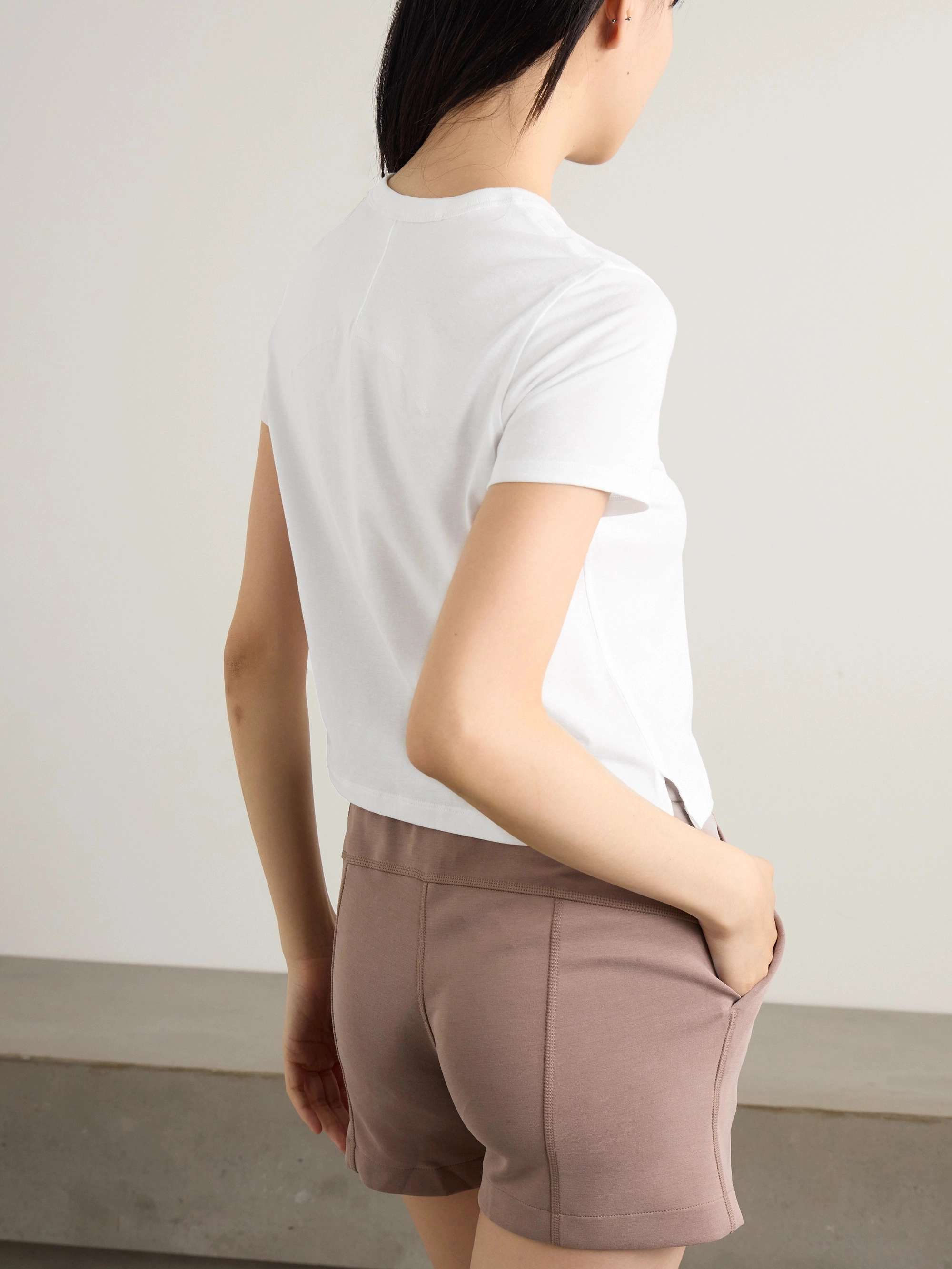 LULULEMON 