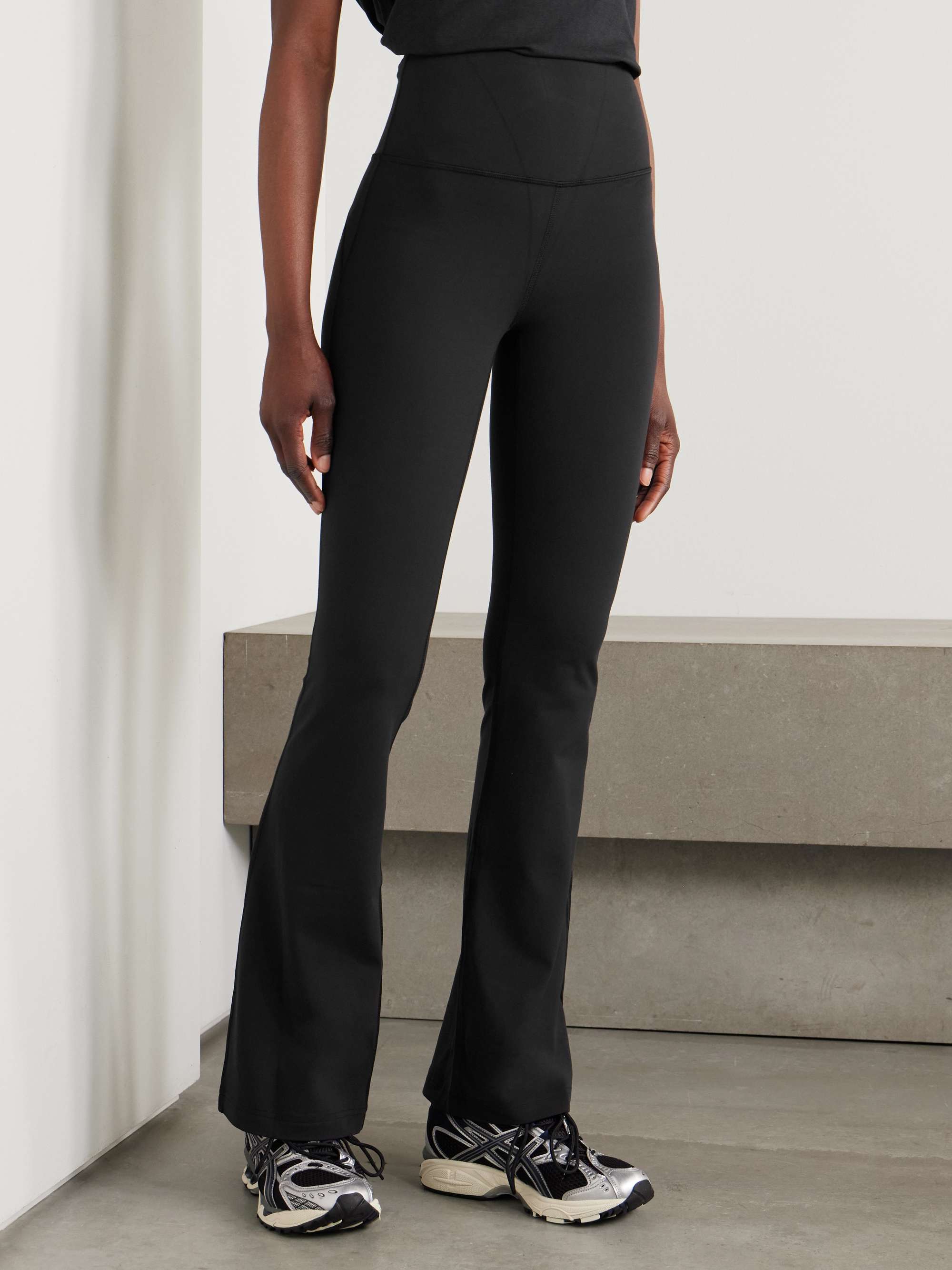 LULULEMON 