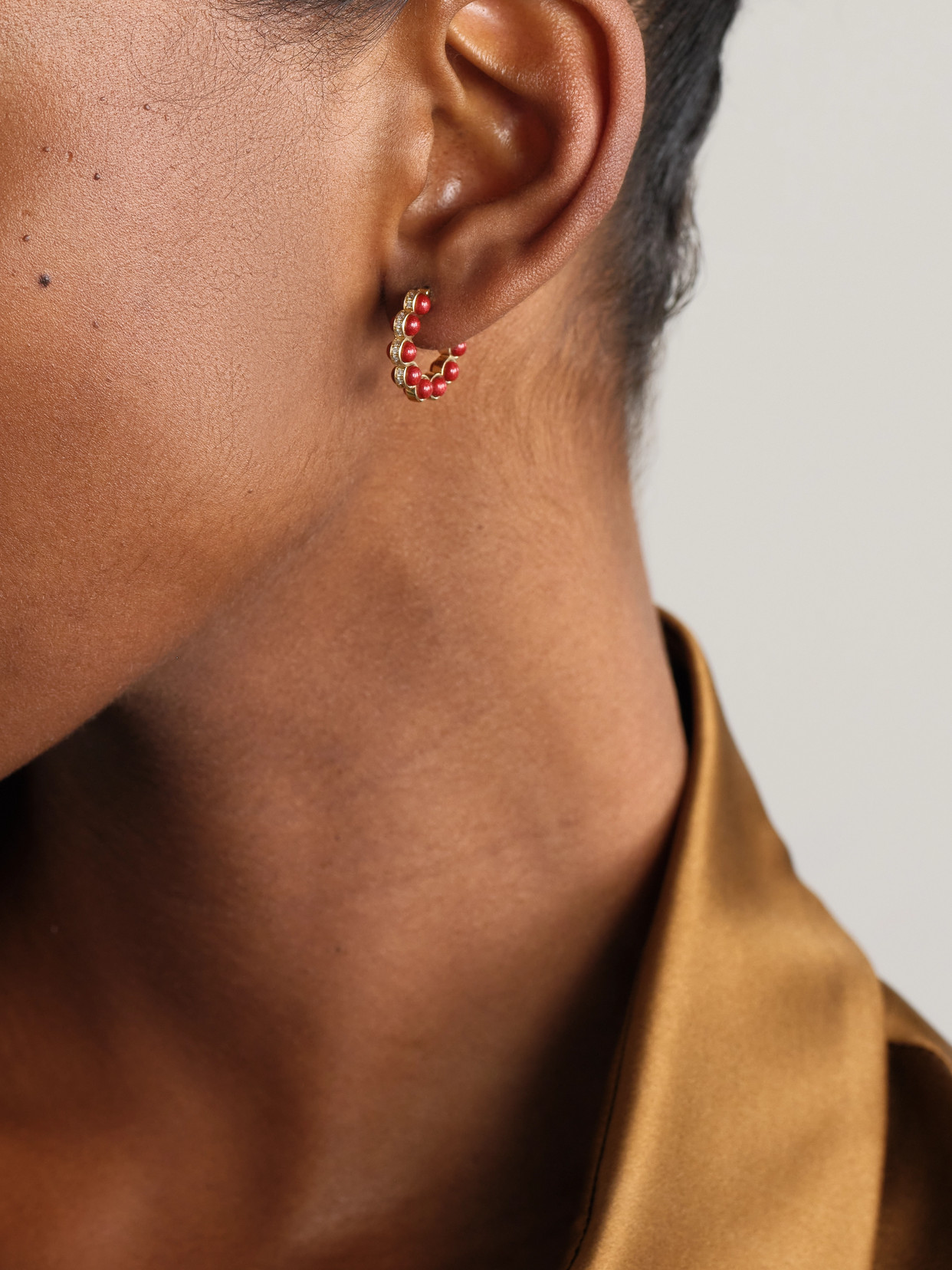 L'atelier Nawbar The Rubidium 18-karat Gold, Enamel And Diamond Hoop Earrings In Burgundy