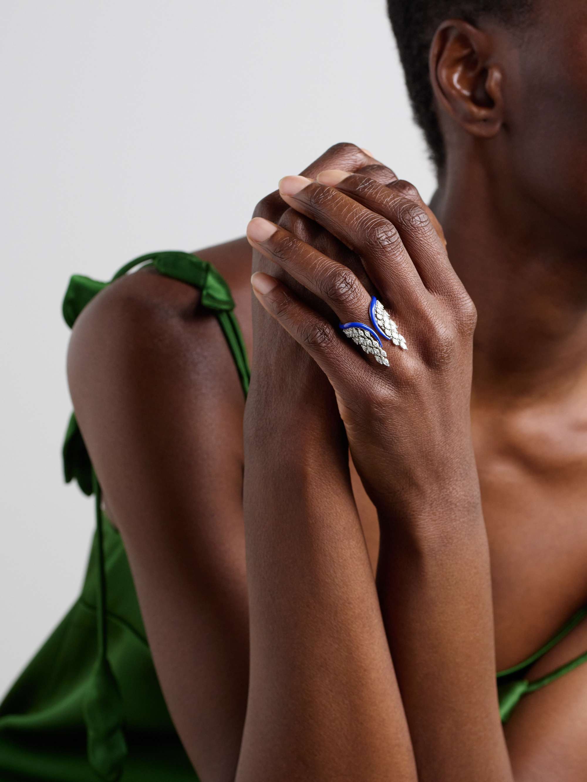 KAMYEN 18-karat white gold, diamond and enamel ring